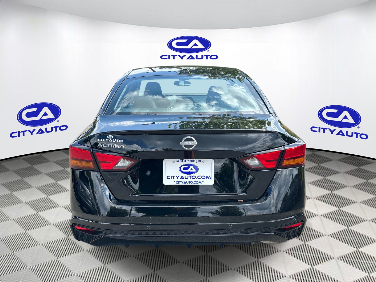 Used 2025 Nissan Altima Sedan