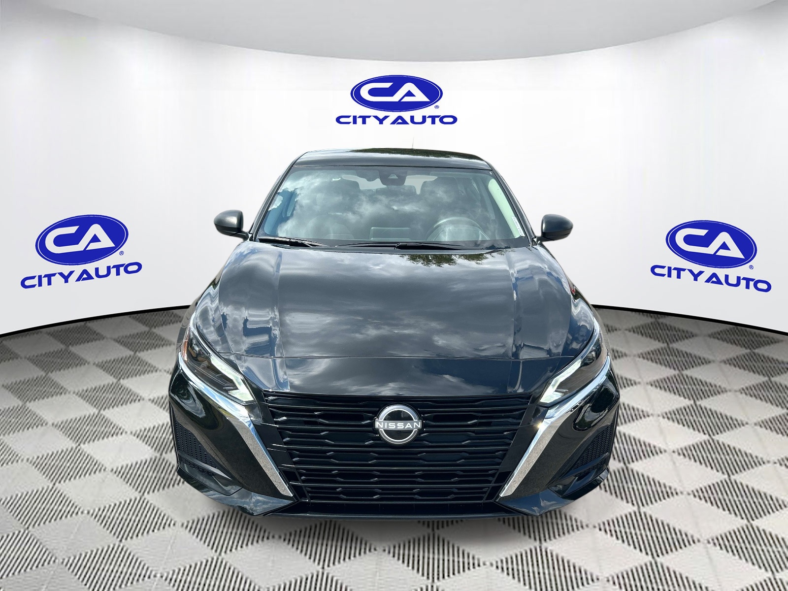 Used 2025 Nissan Altima Sedan