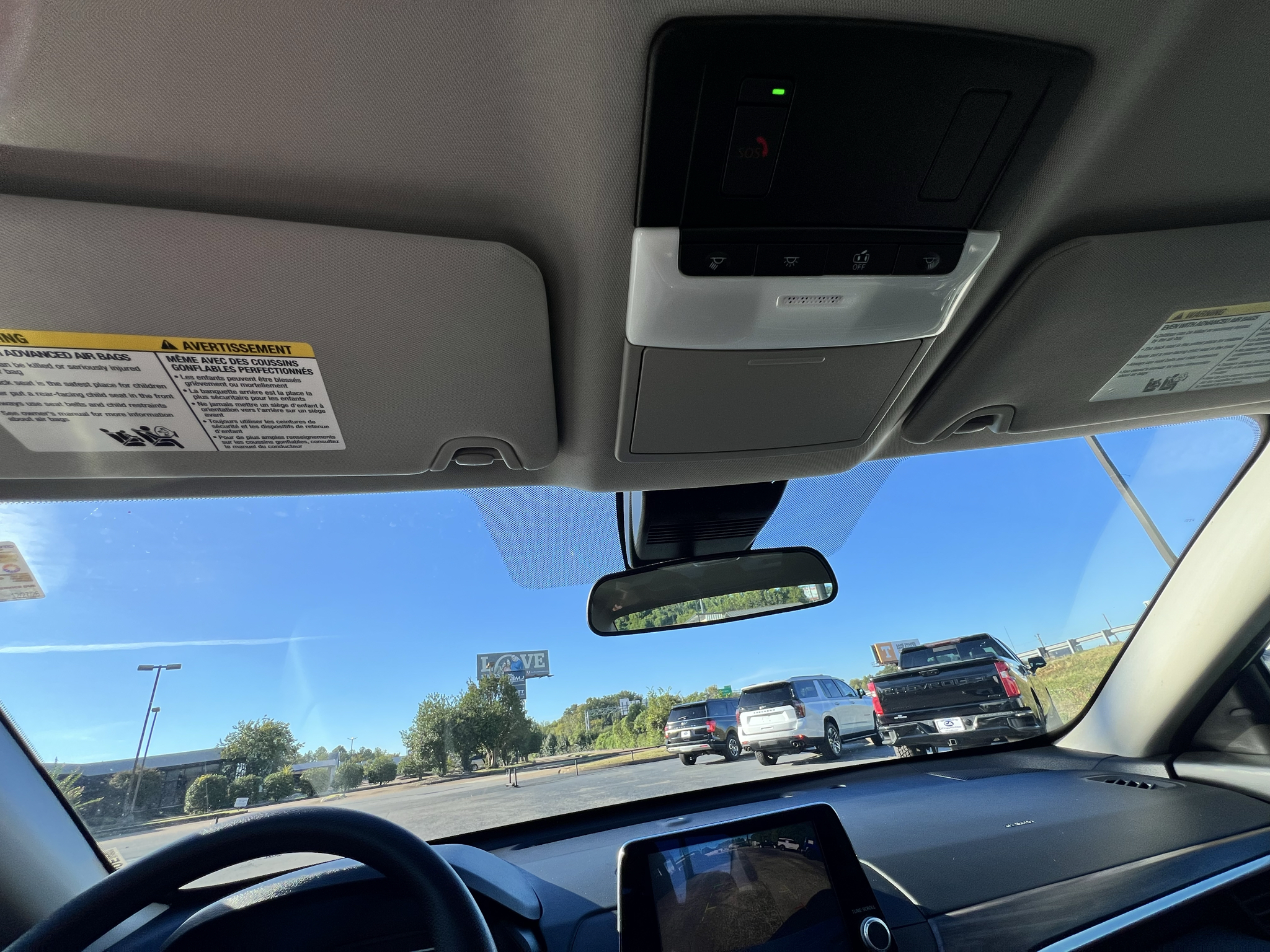 Vehicle photo 38