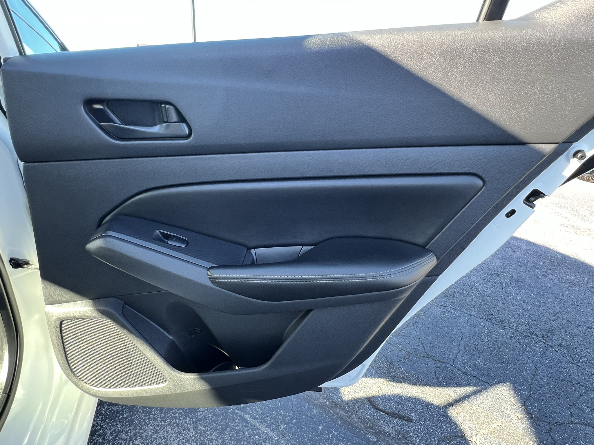 Vehicle photo 21