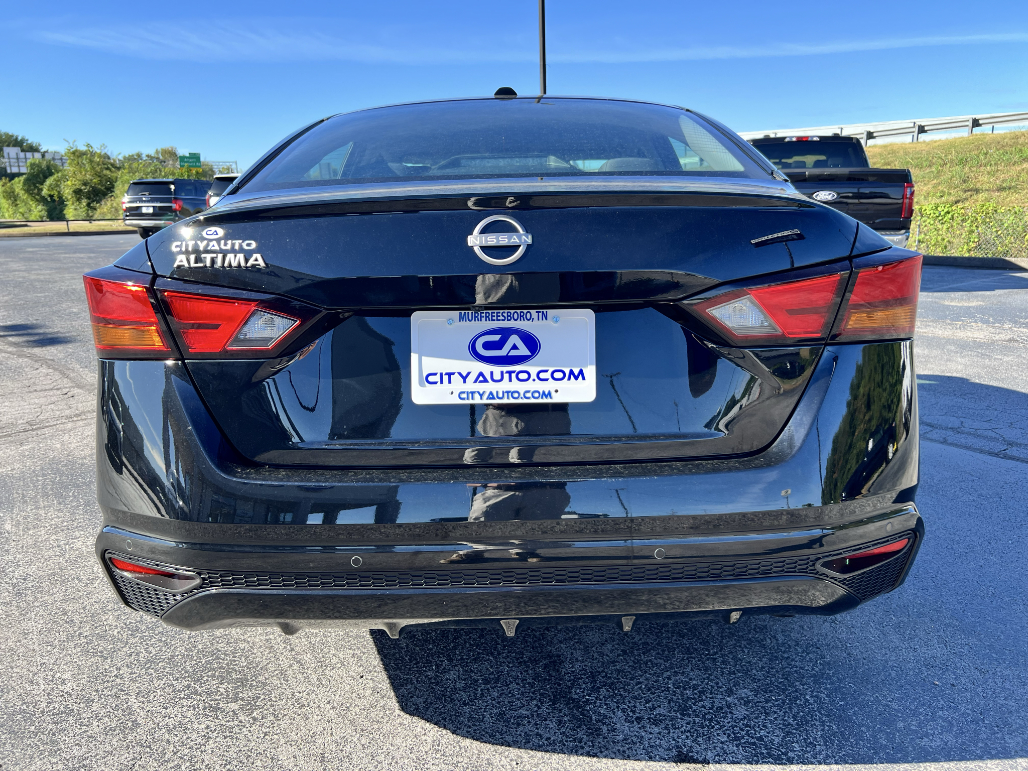 2025 Nissan Altima SV - Photo 7
