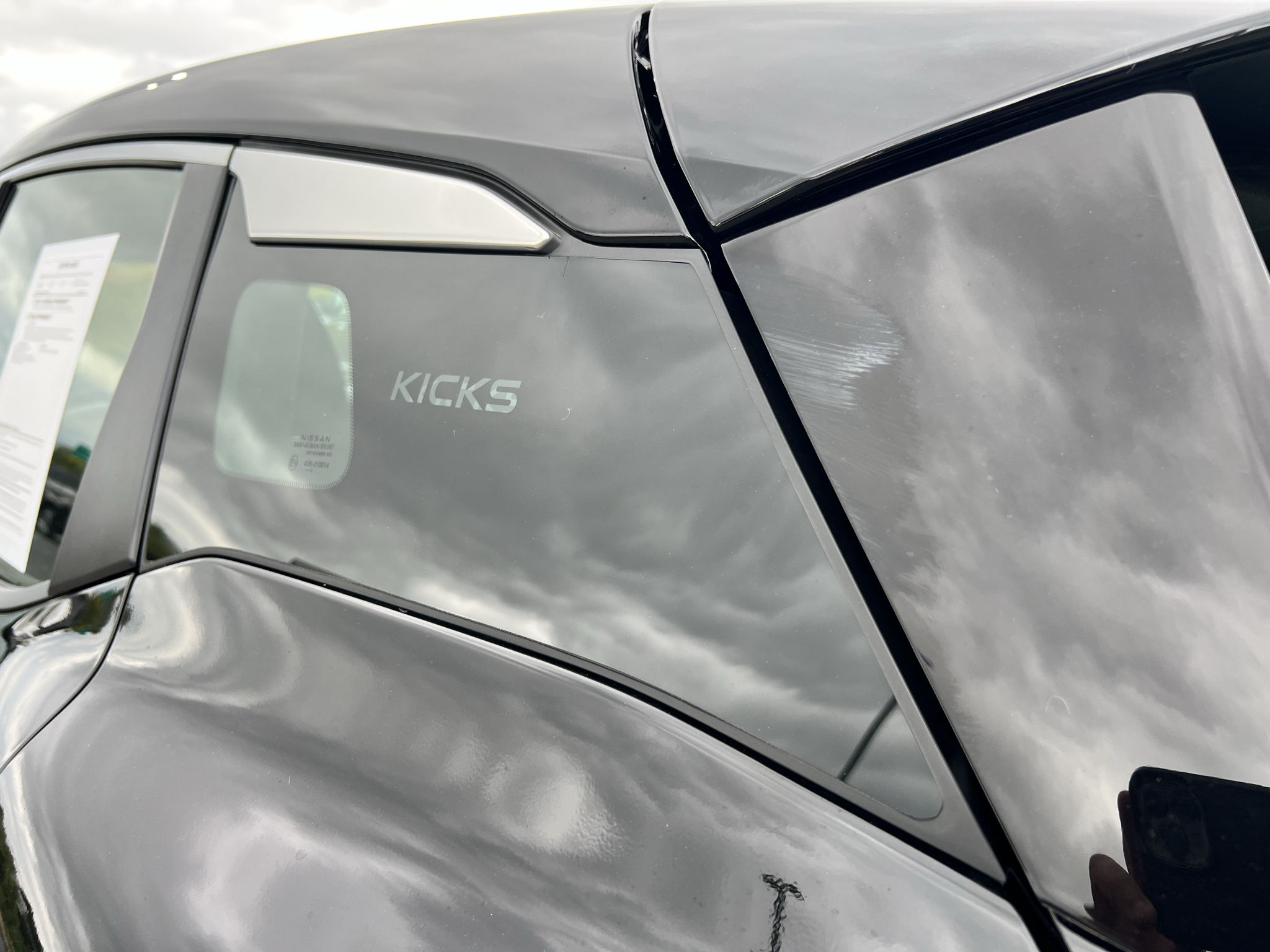Vehicle photo 8
