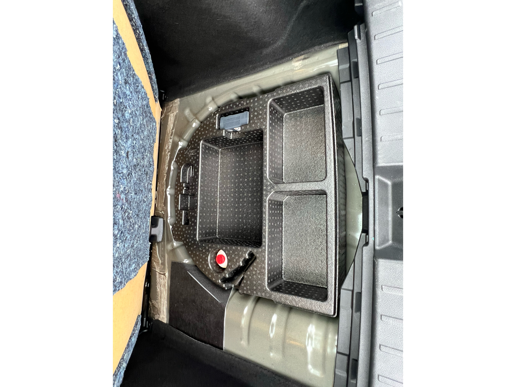 Vehicle photo 22