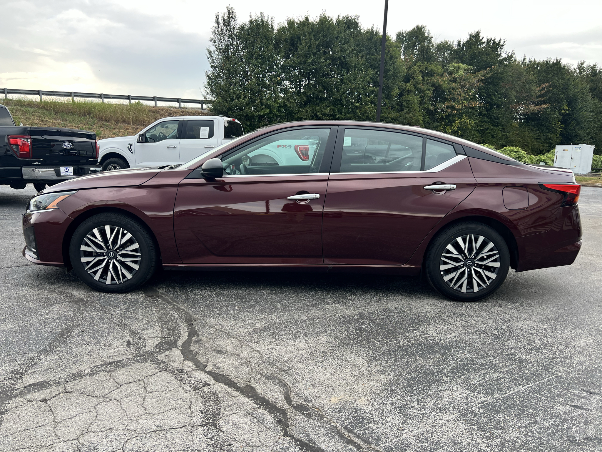 Used 2025 Nissan Altima Sedan