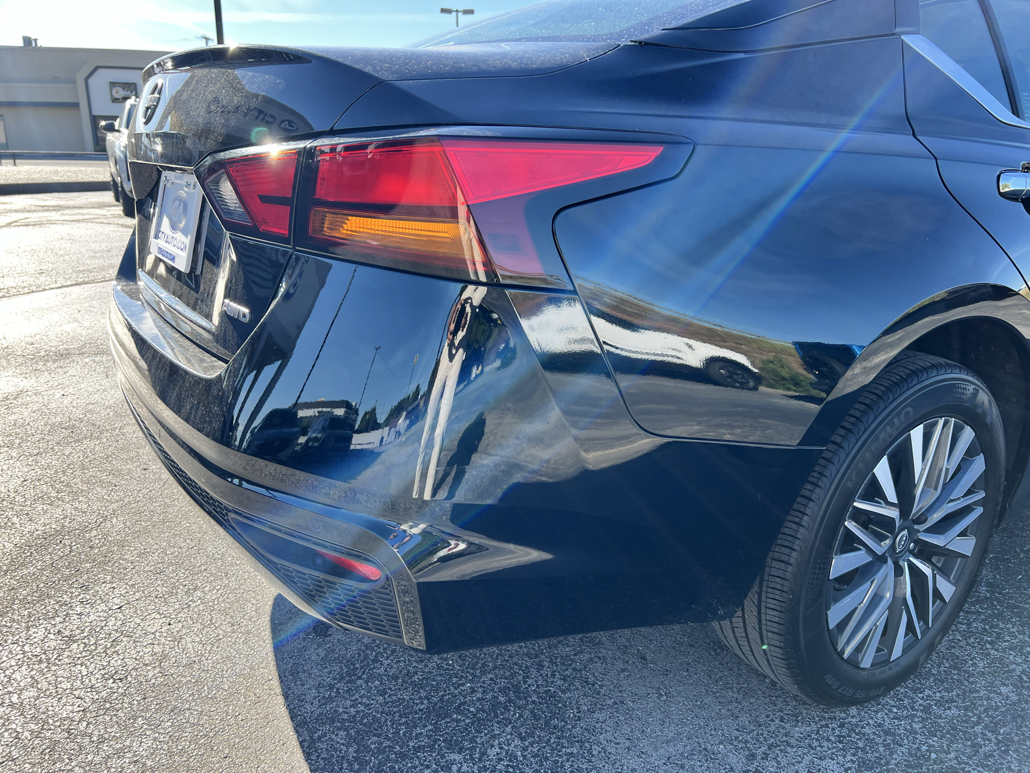 Used 2025 Nissan Altima Sedan