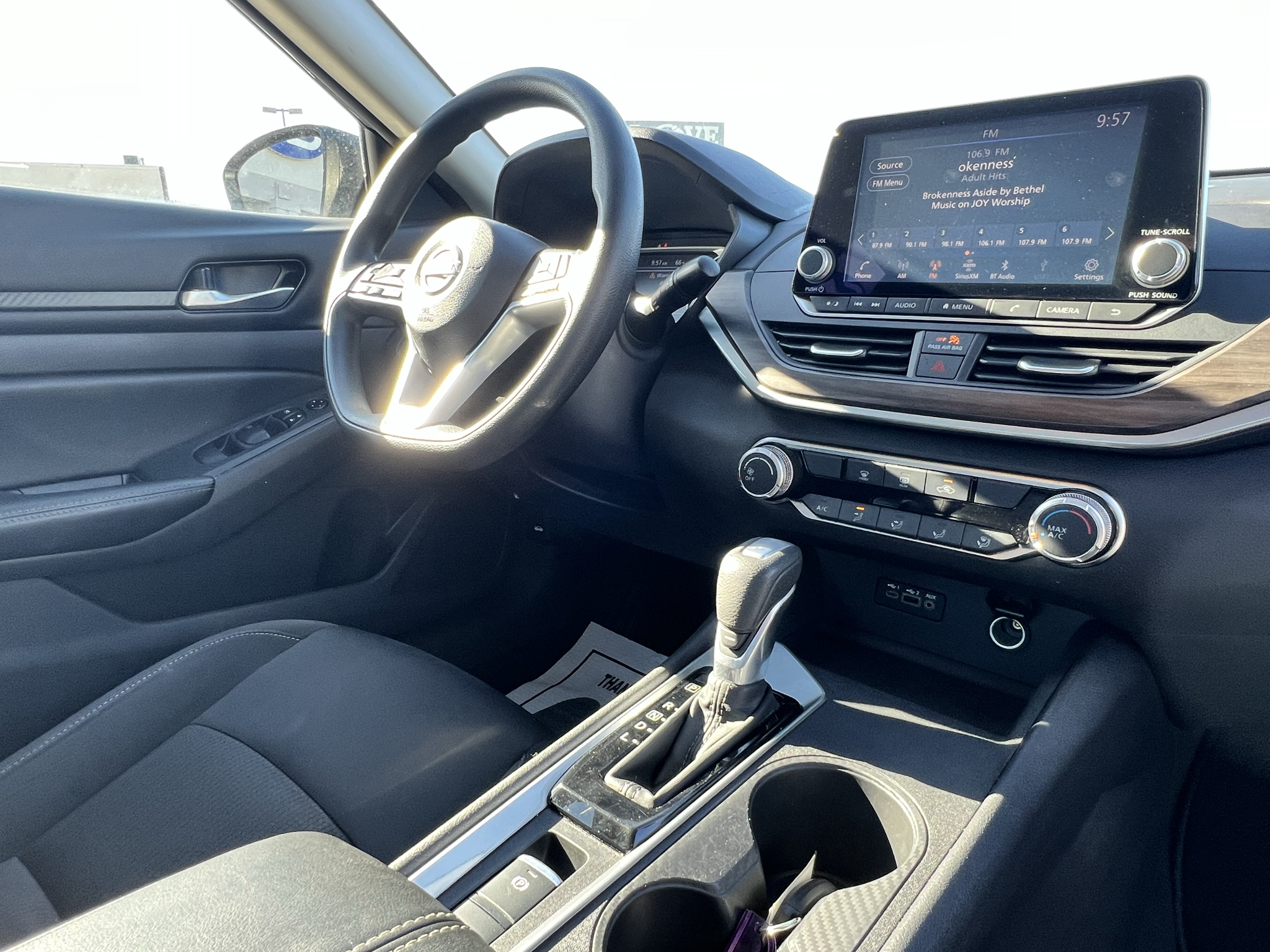Used 2025 Nissan Altima Sedan