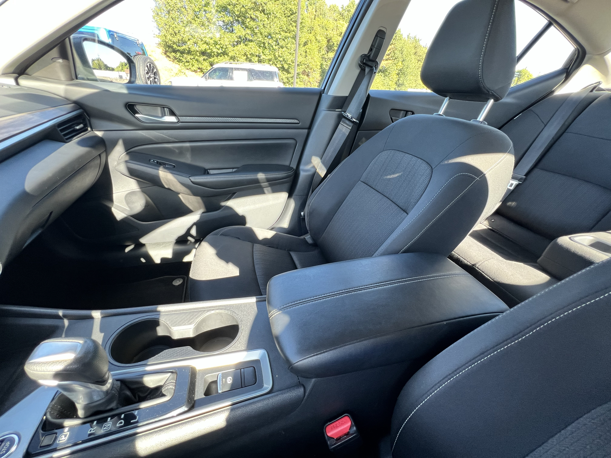 Used 2025 Nissan Altima Sedan