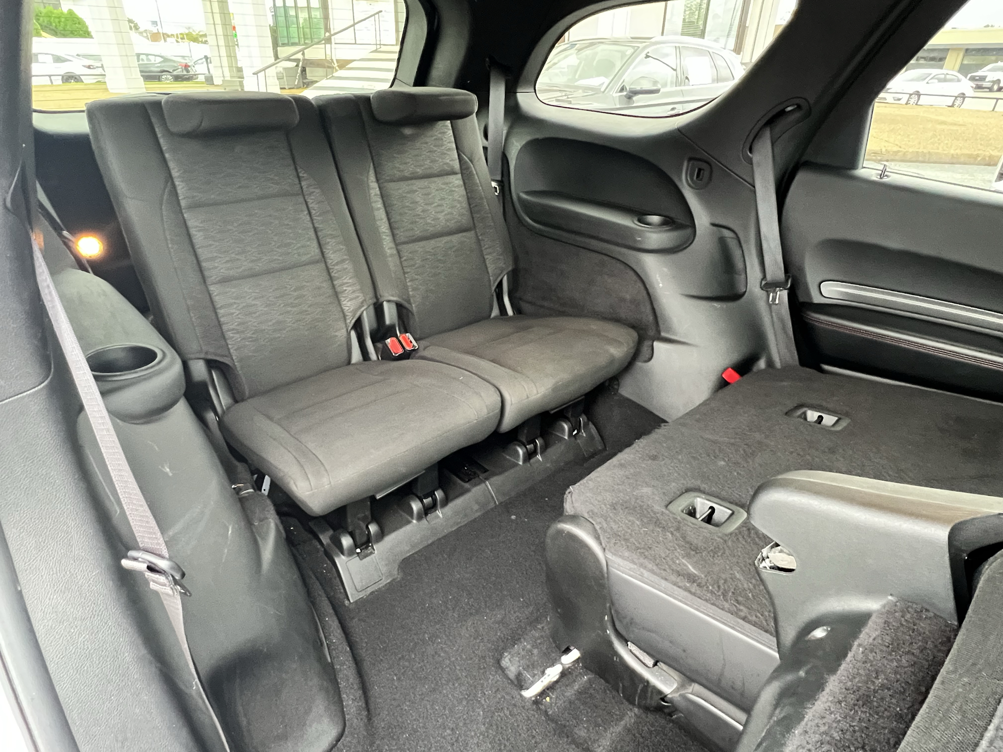 Vehicle photo 19