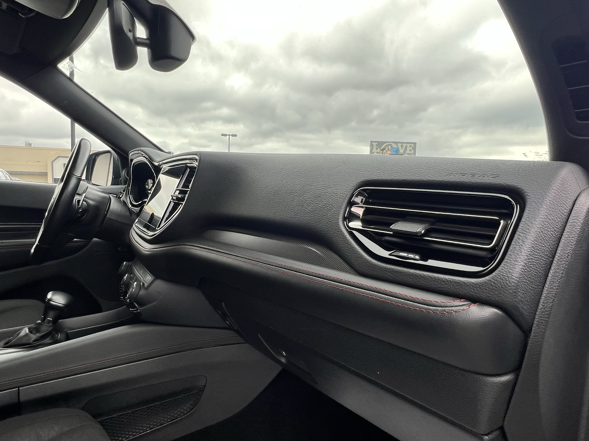 Vehicle photo 16