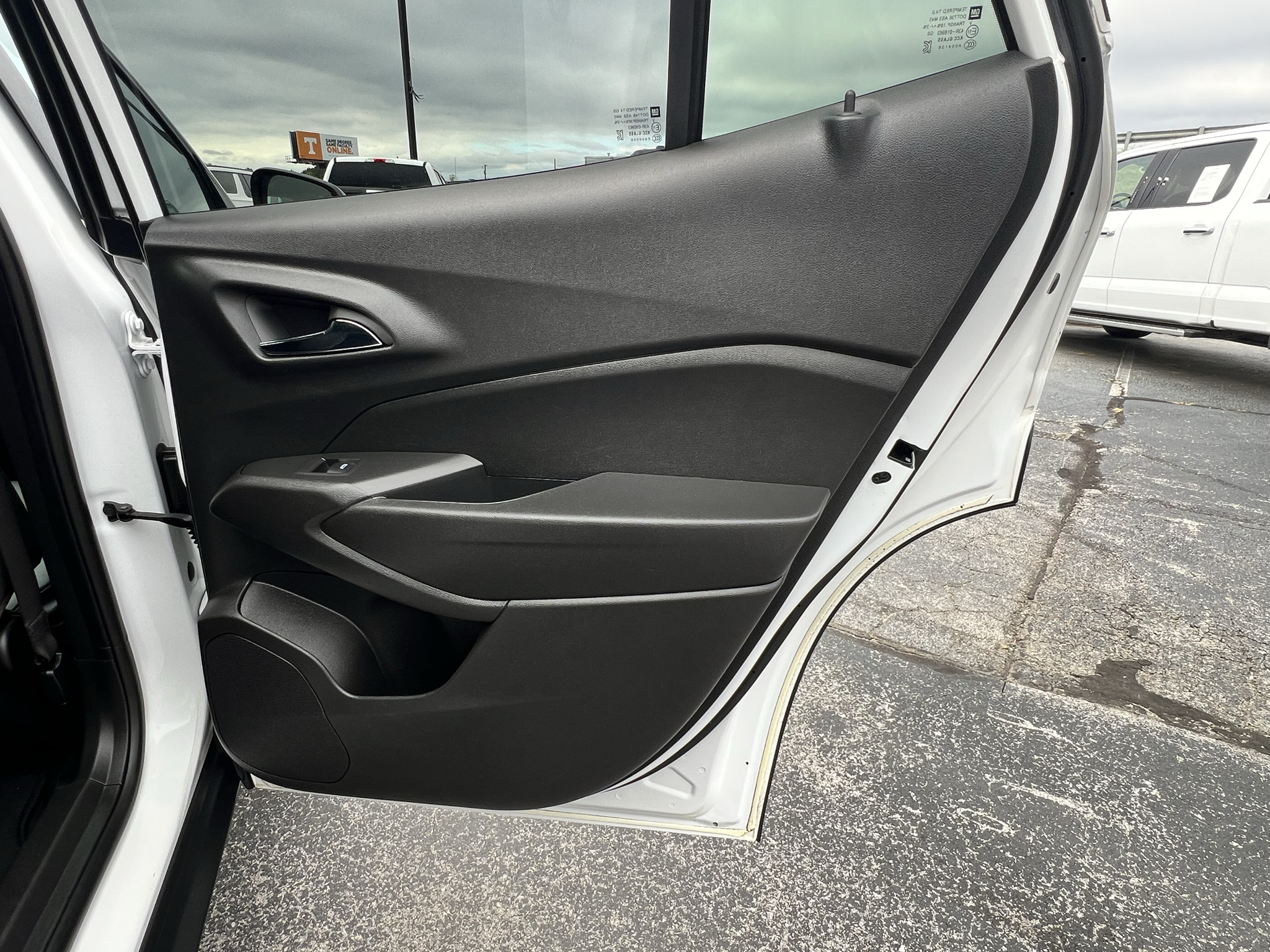 Used 2024 Chevrolet Trax SUV
