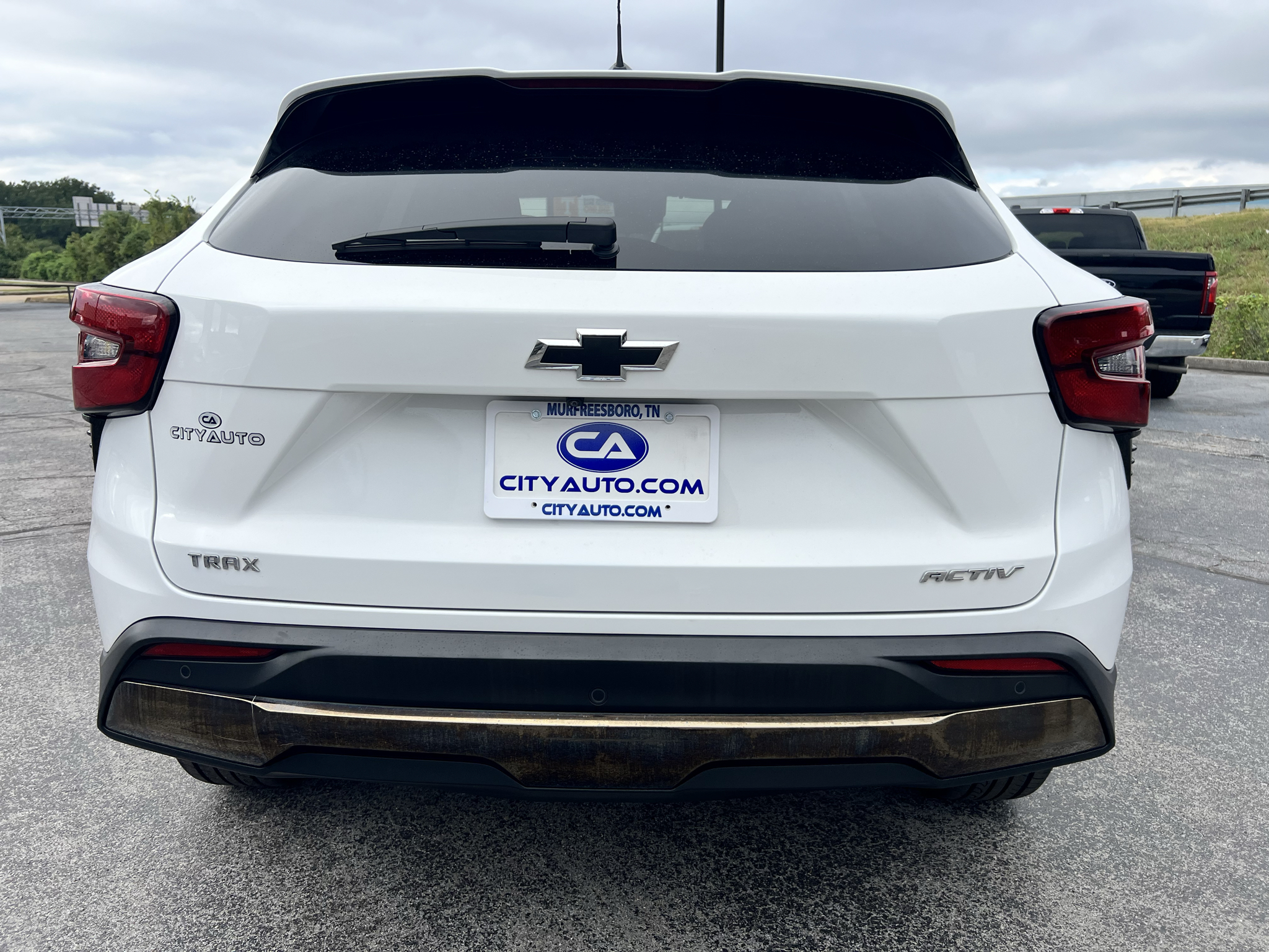 Used 2024 Chevrolet Trax SUV