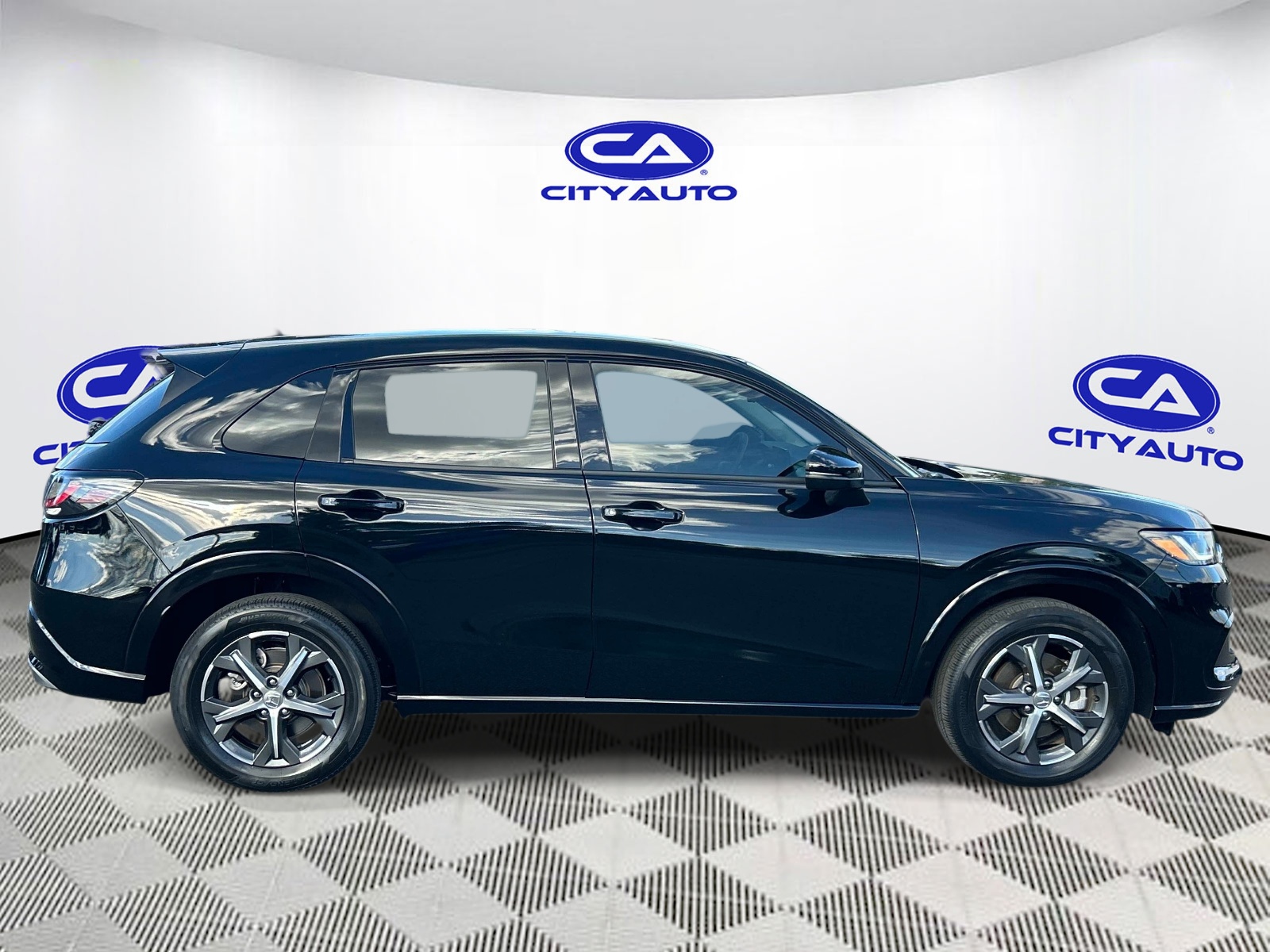 Used 2025 Honda HR-V SUV