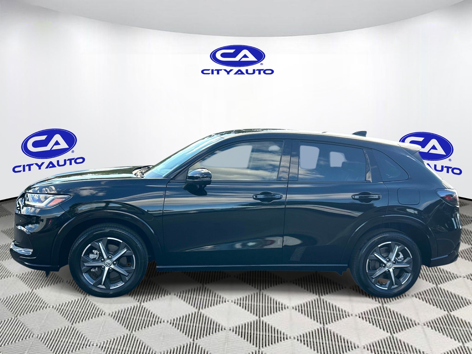 Used 2025 Honda HR-V SUV