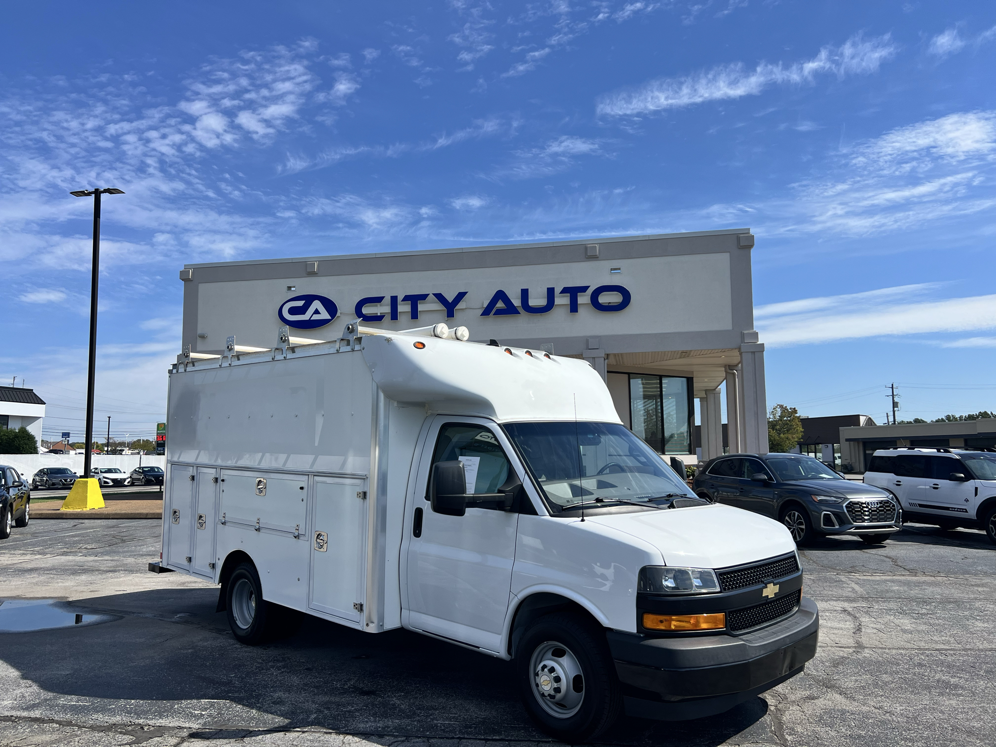 2020 Chevrolet Express Cutaway
