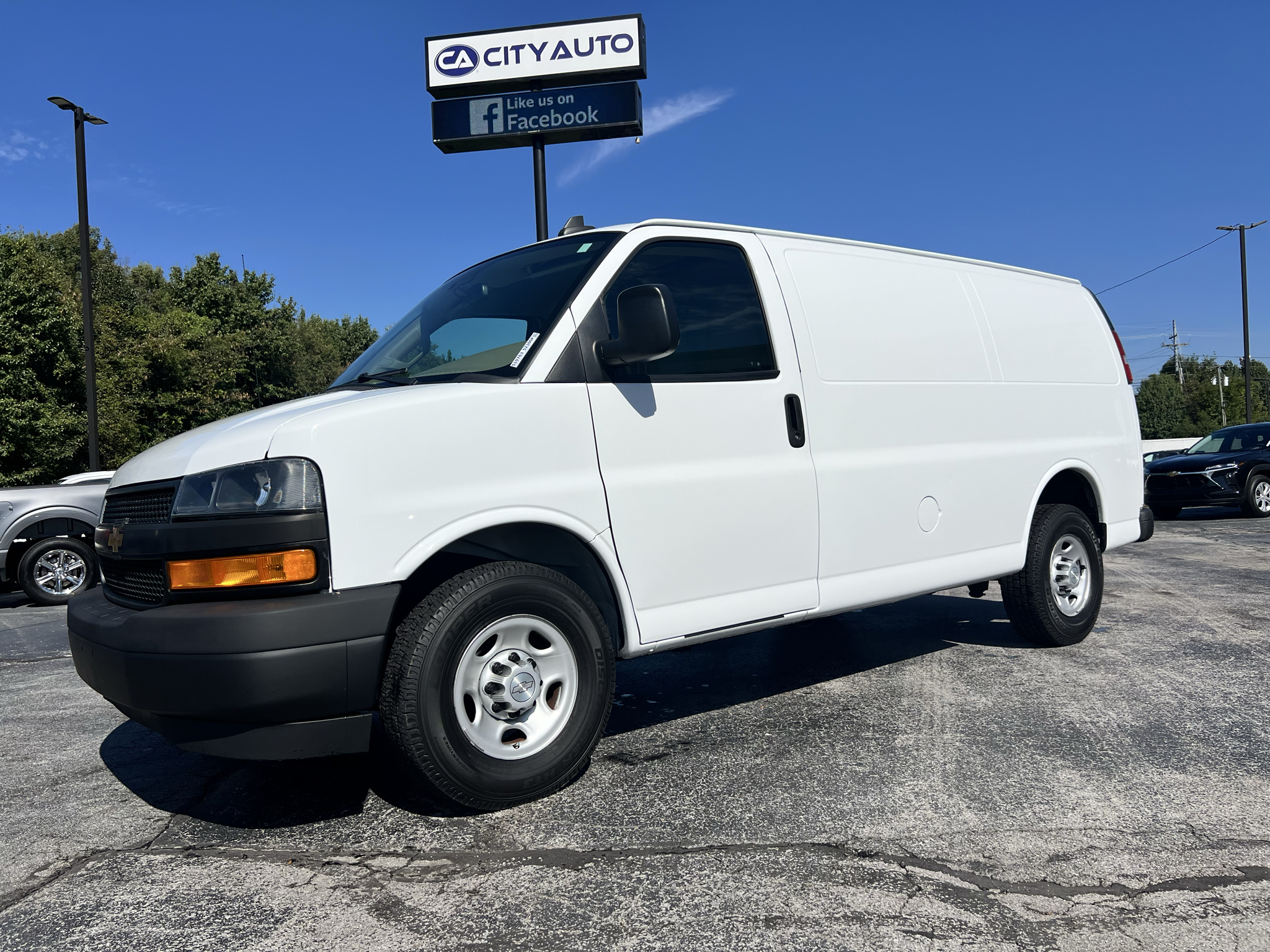 Used 2019 Chevrolet Express 2500 Van