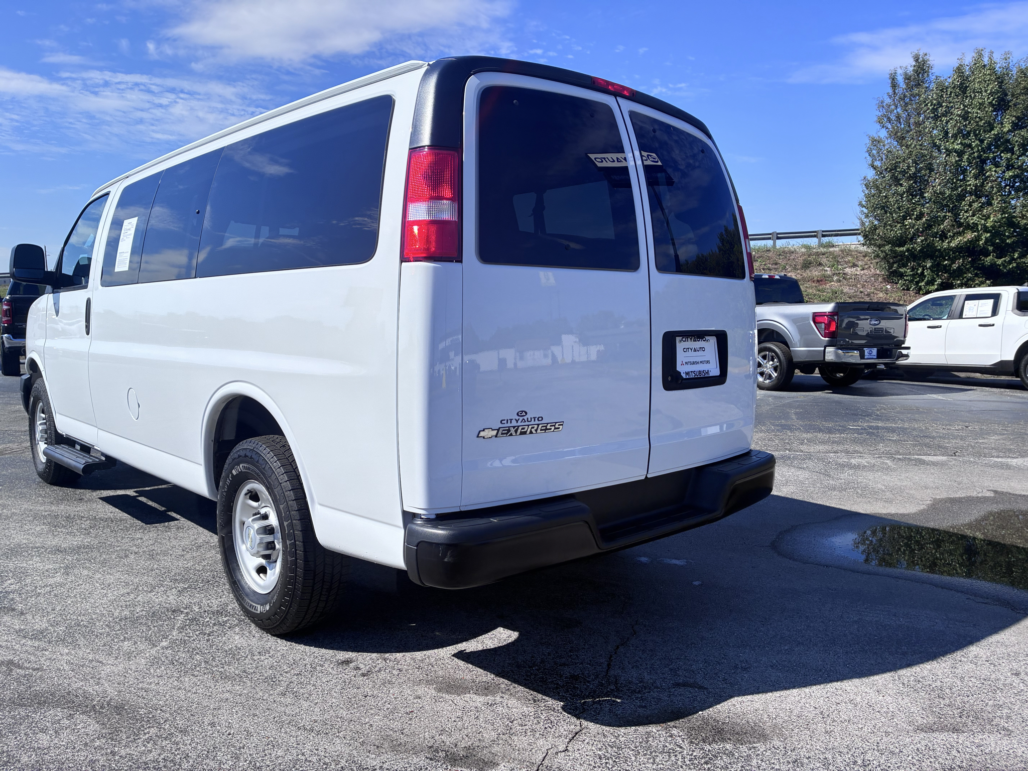 Used 2020 Chevrolet Express 2500 Van