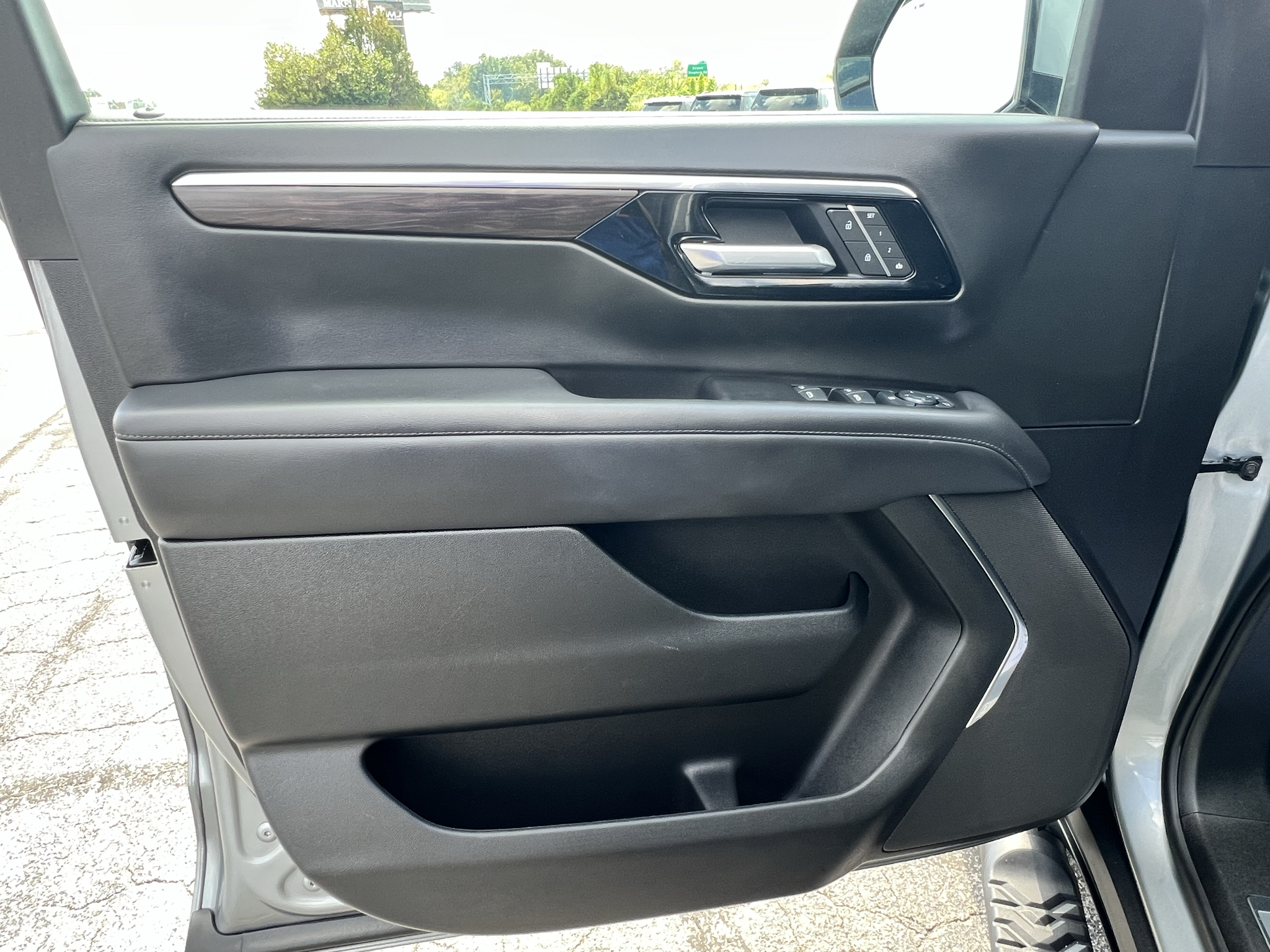 Used 2025 Chevrolet Tahoe SUV