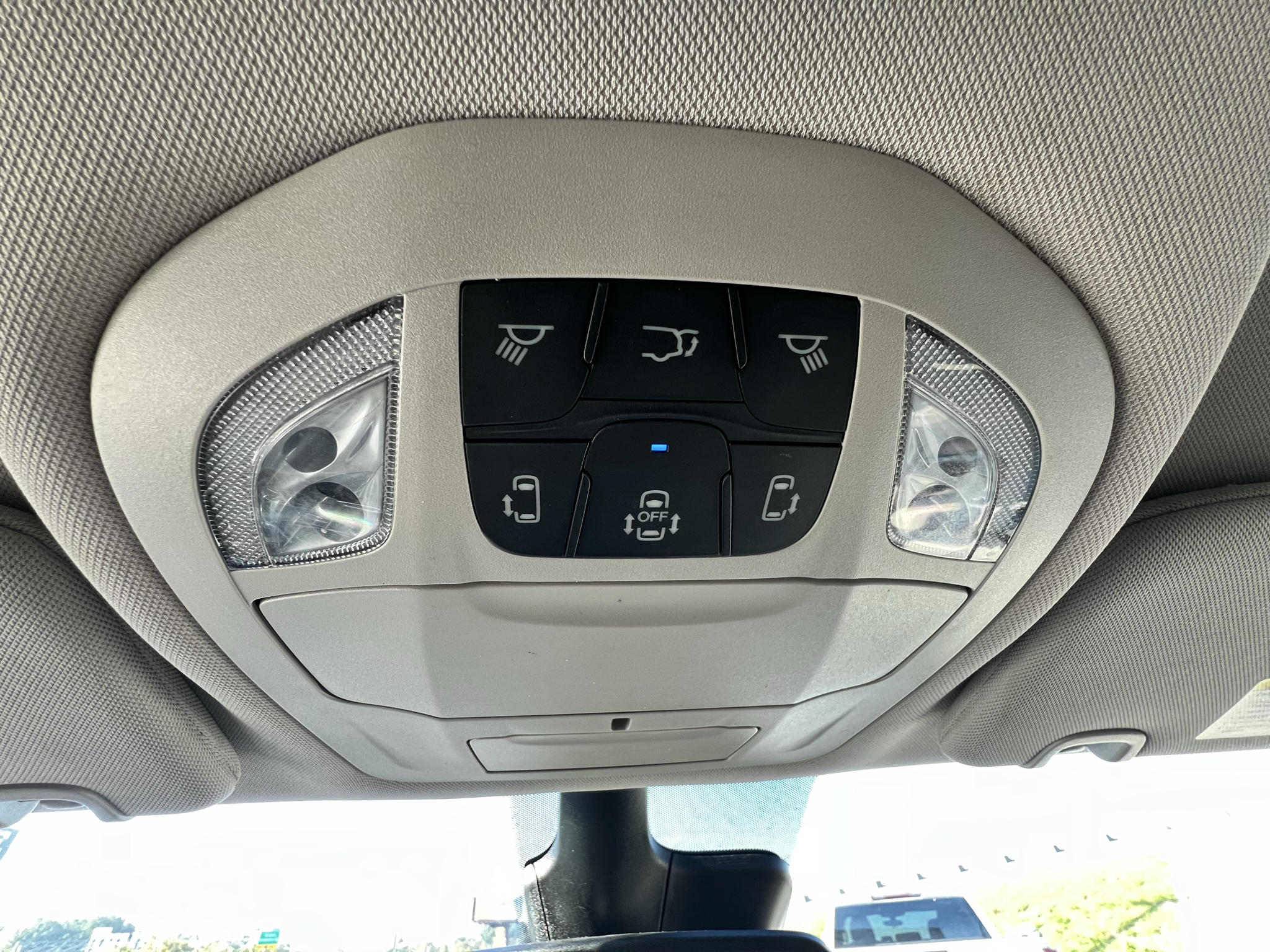 Used 2024 Chrysler Pacifica Van