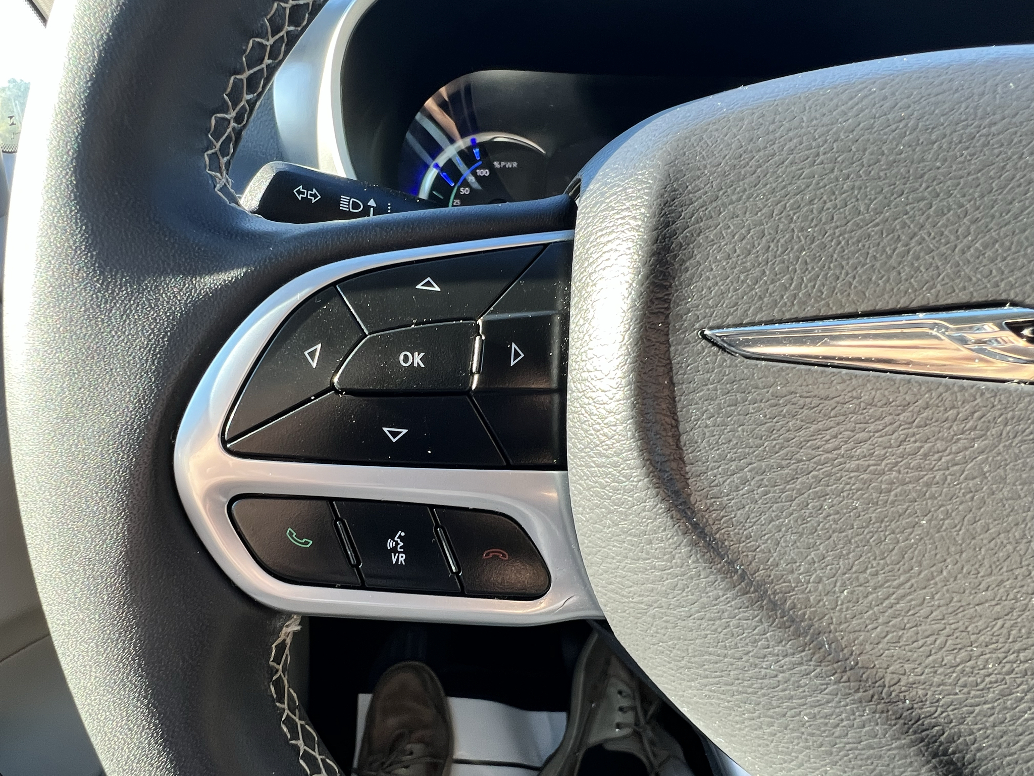 Used 2024 Chrysler Pacifica Van