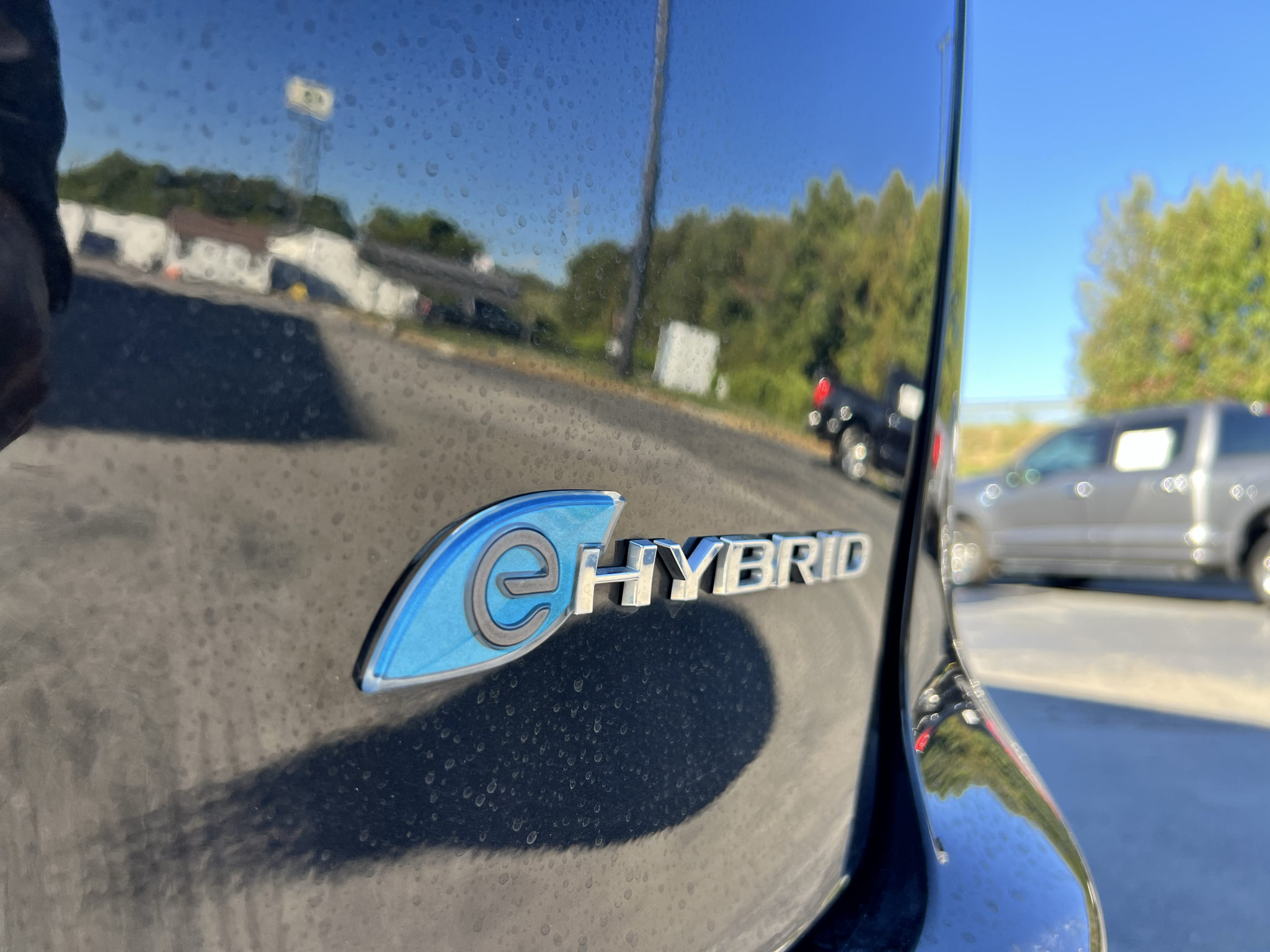 Used 2024 Chrysler Pacifica Van