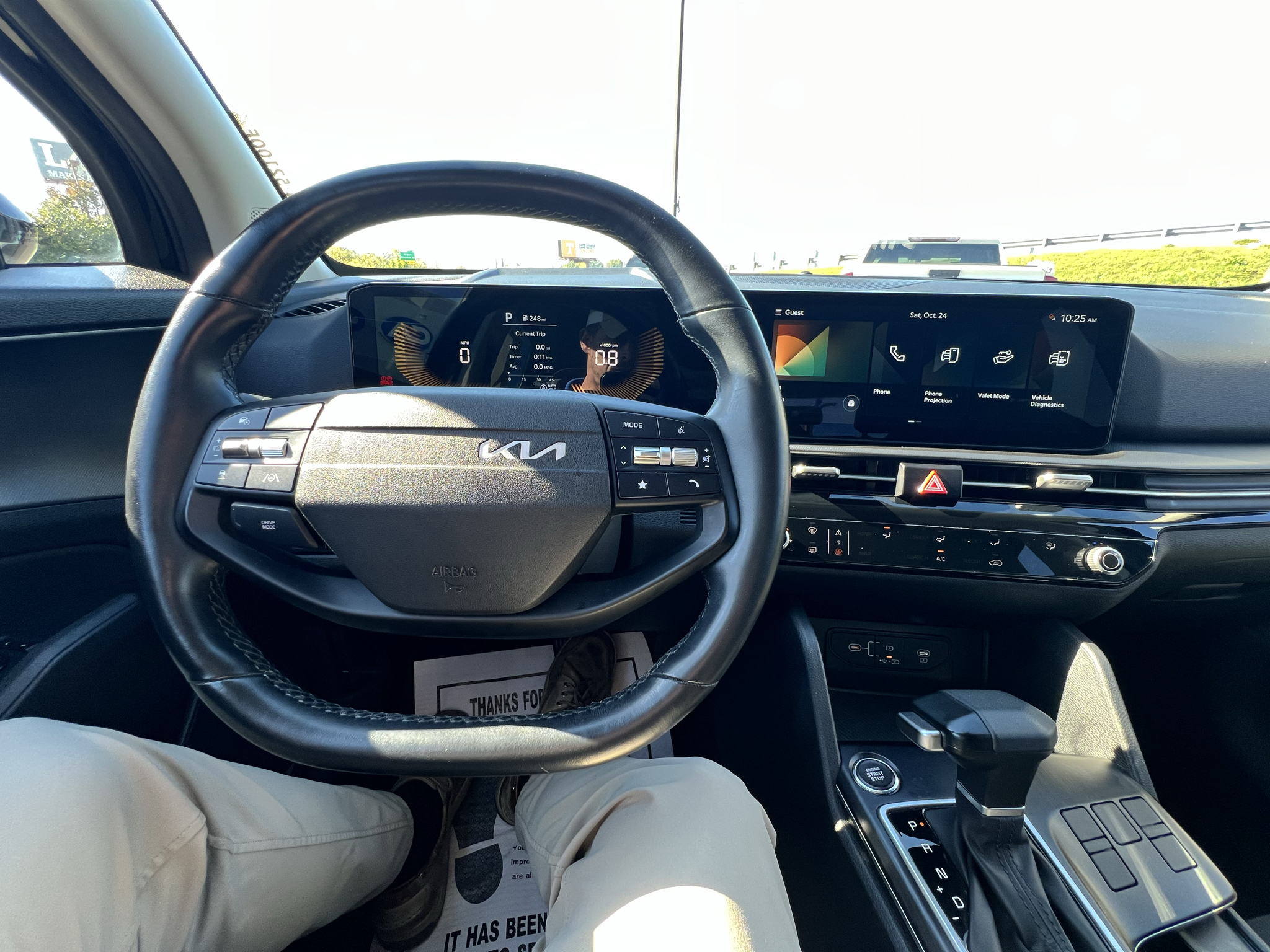 Vehicle photo 37