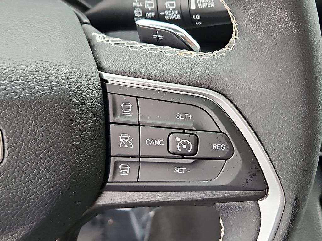 Used 2023 Jeep Grand Cherokee L SUV