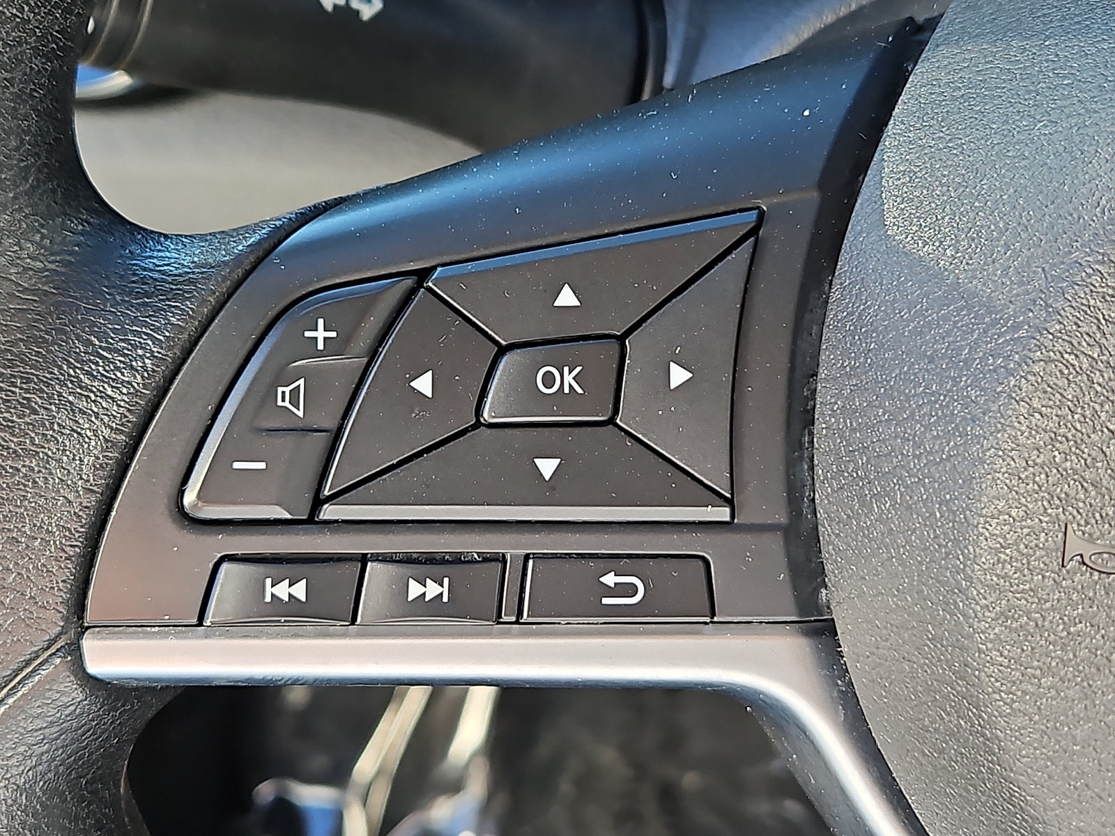 Used 2024 Nissan Sentra Sedan