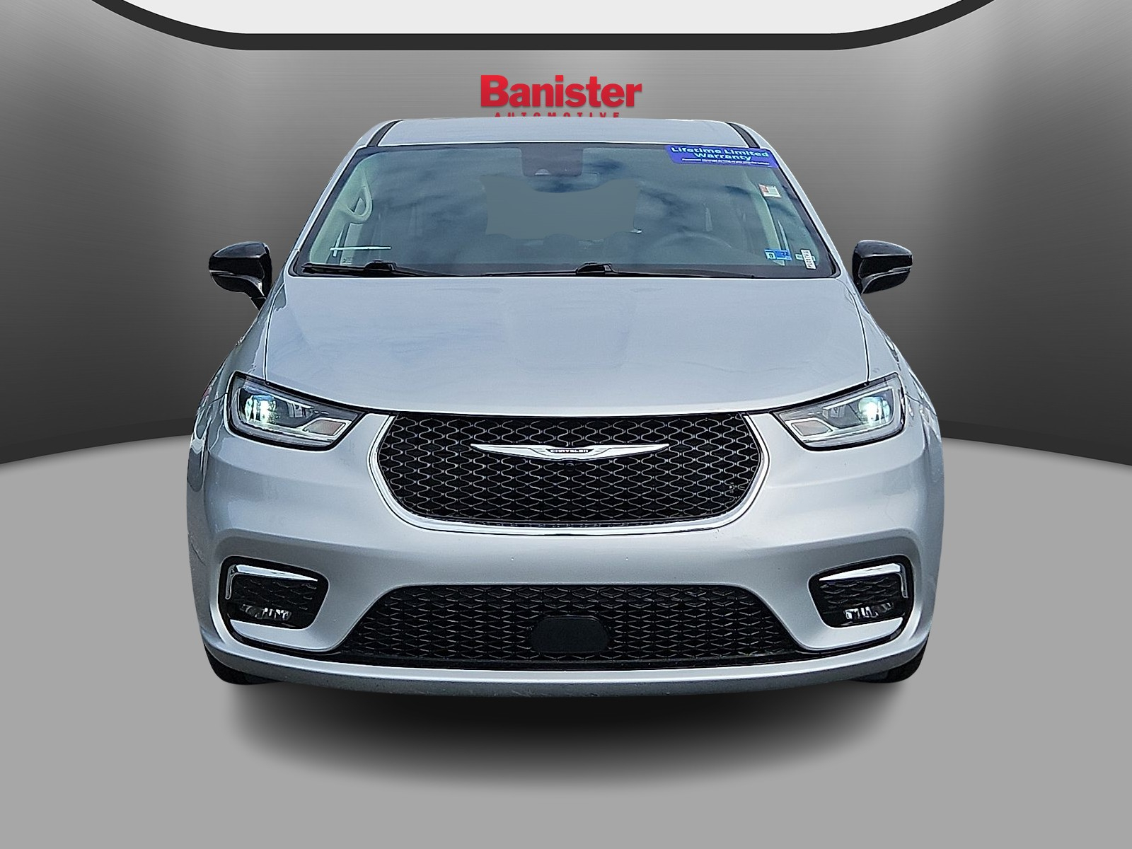 Used 2024 Chrysler Pacifica Van