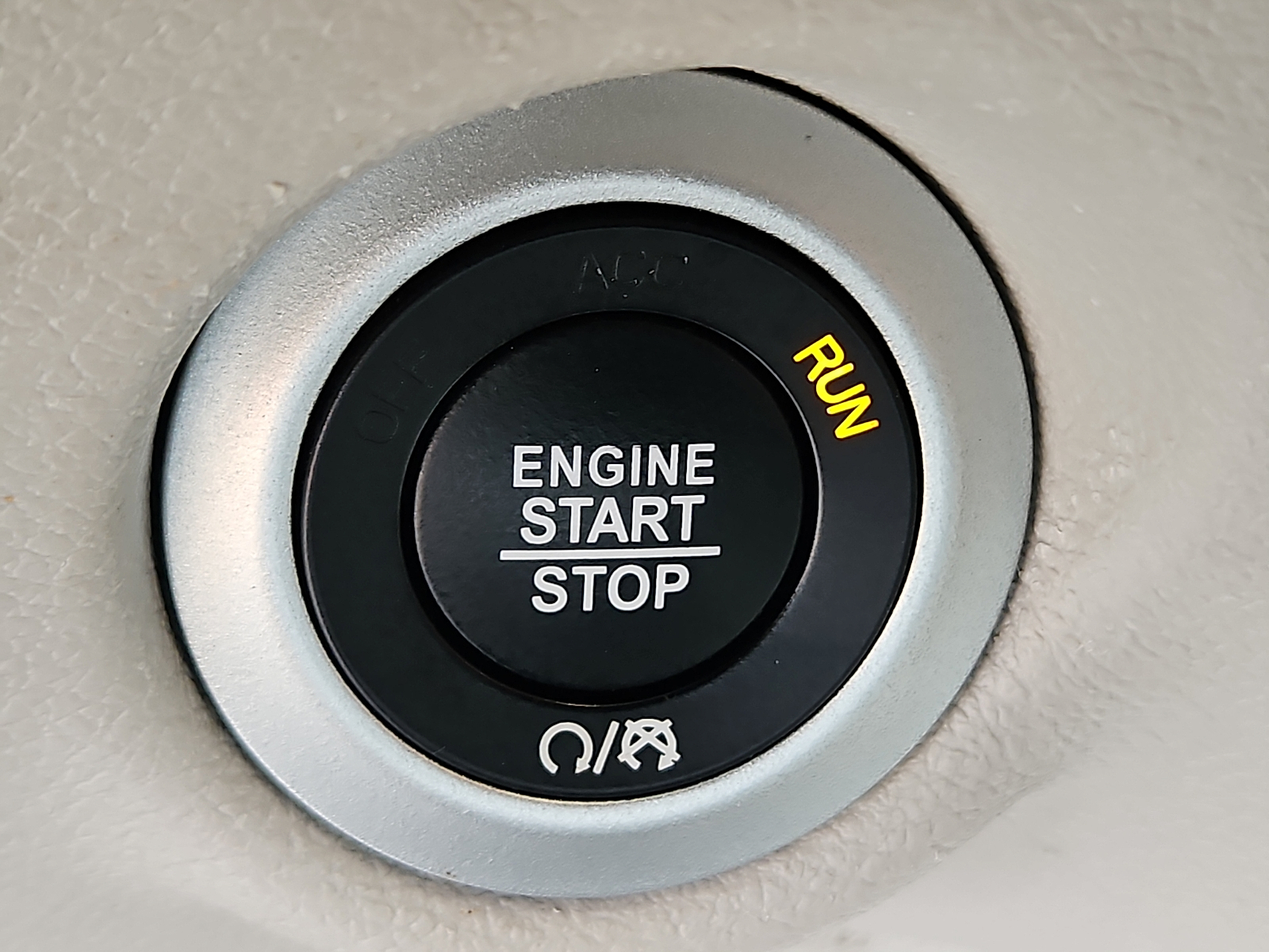 Used 2024 Chrysler Pacifica Van