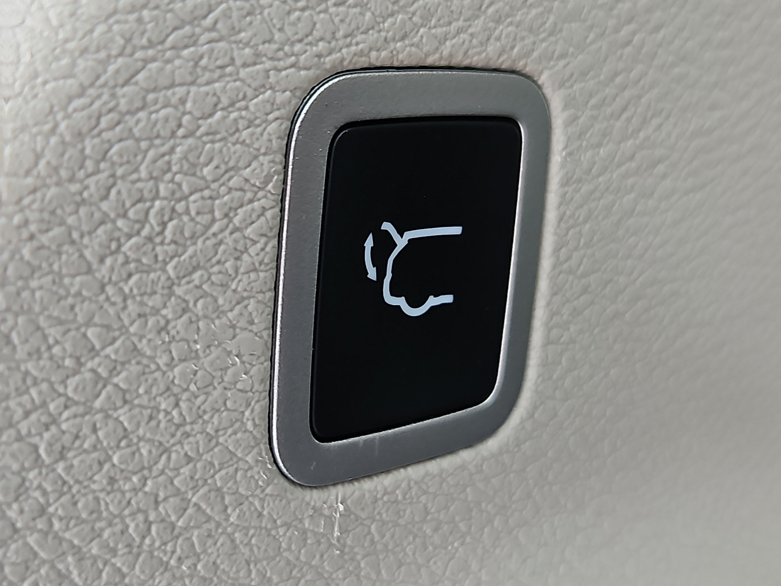 Used 2024 Chrysler Pacifica Van