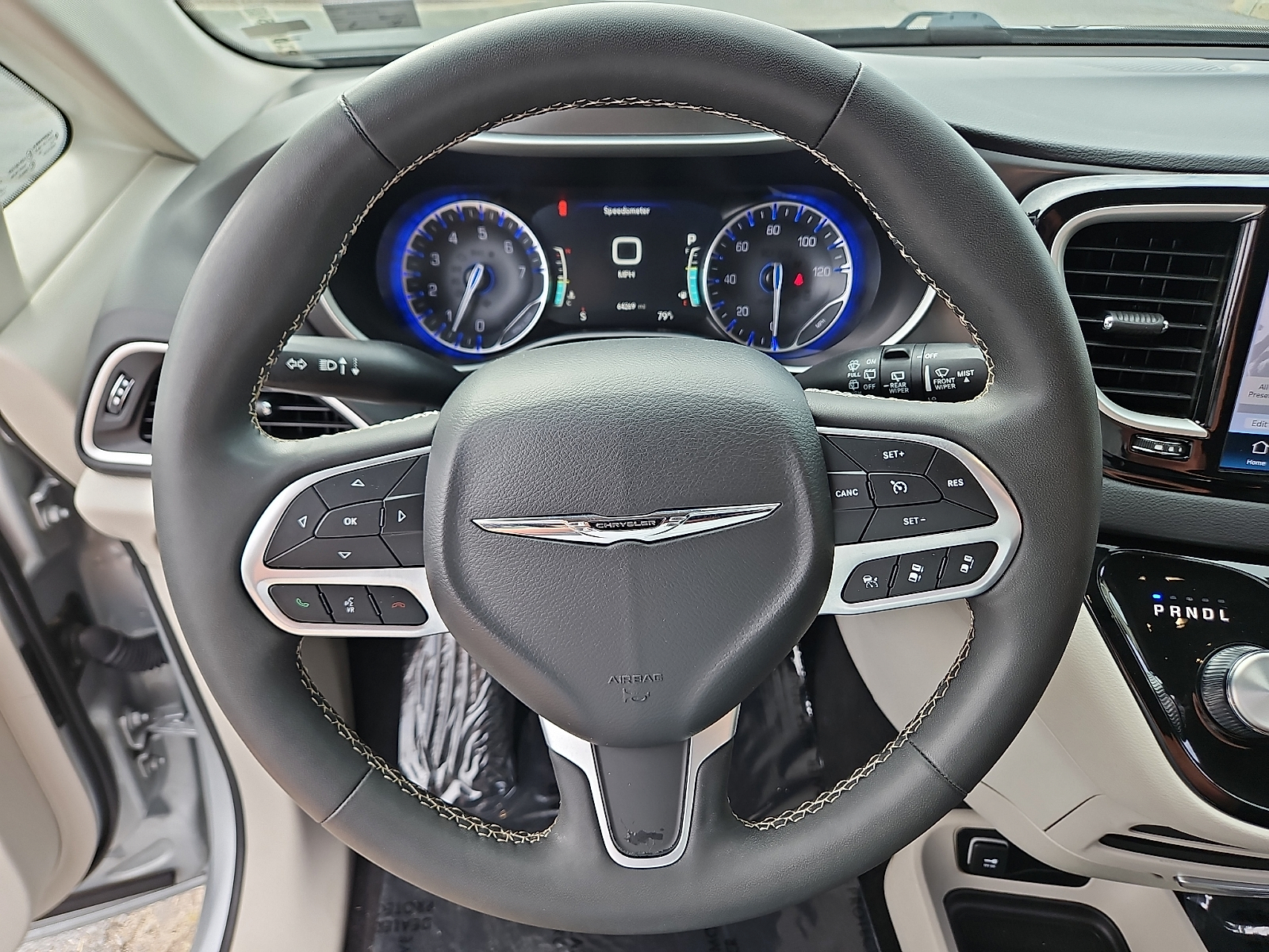 Used 2024 Chrysler Pacifica Van