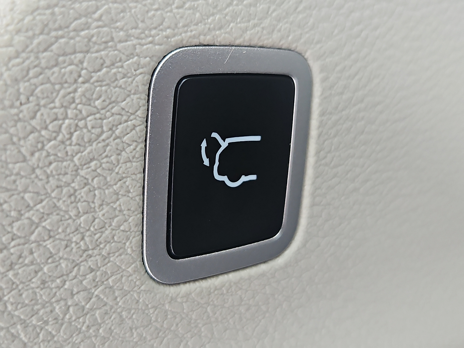 Used 2024 Chrysler Pacifica Van