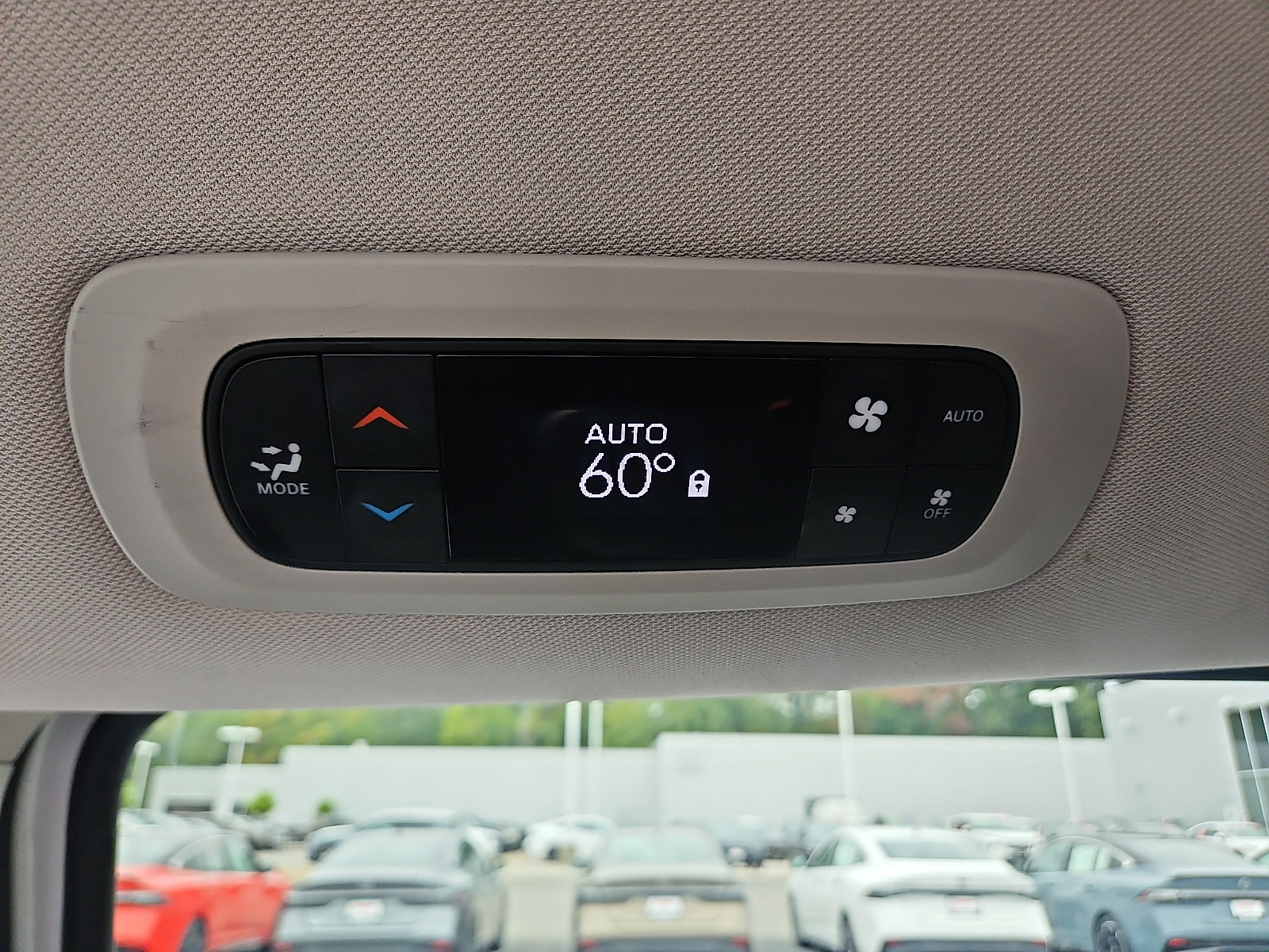 Used 2024 Chrysler Pacifica Van