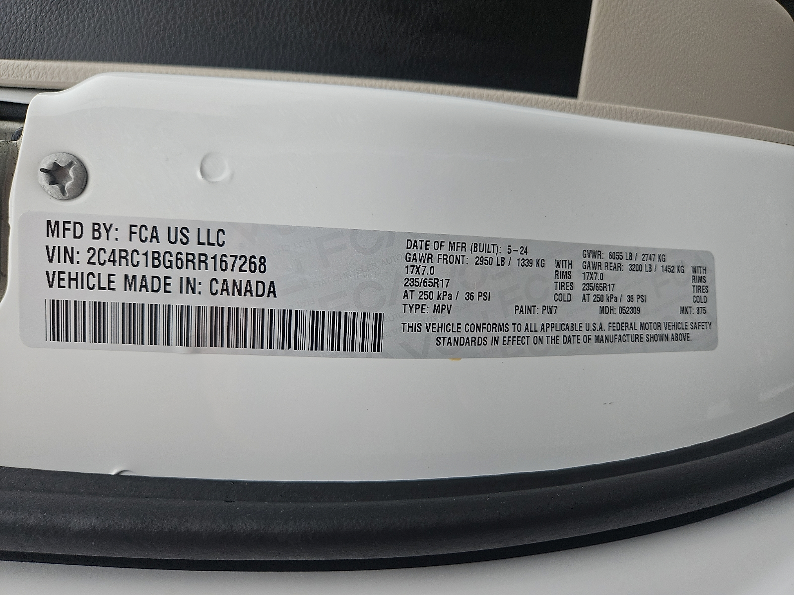 Used 2024 Chrysler Pacifica Van