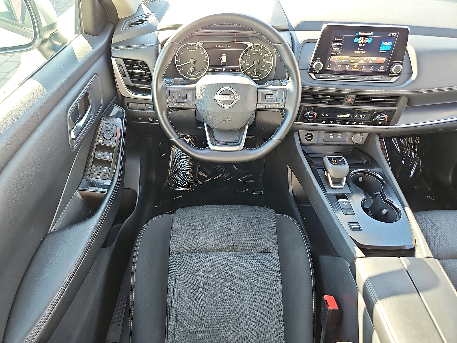 Used 2025 Nissan Rogue SUV