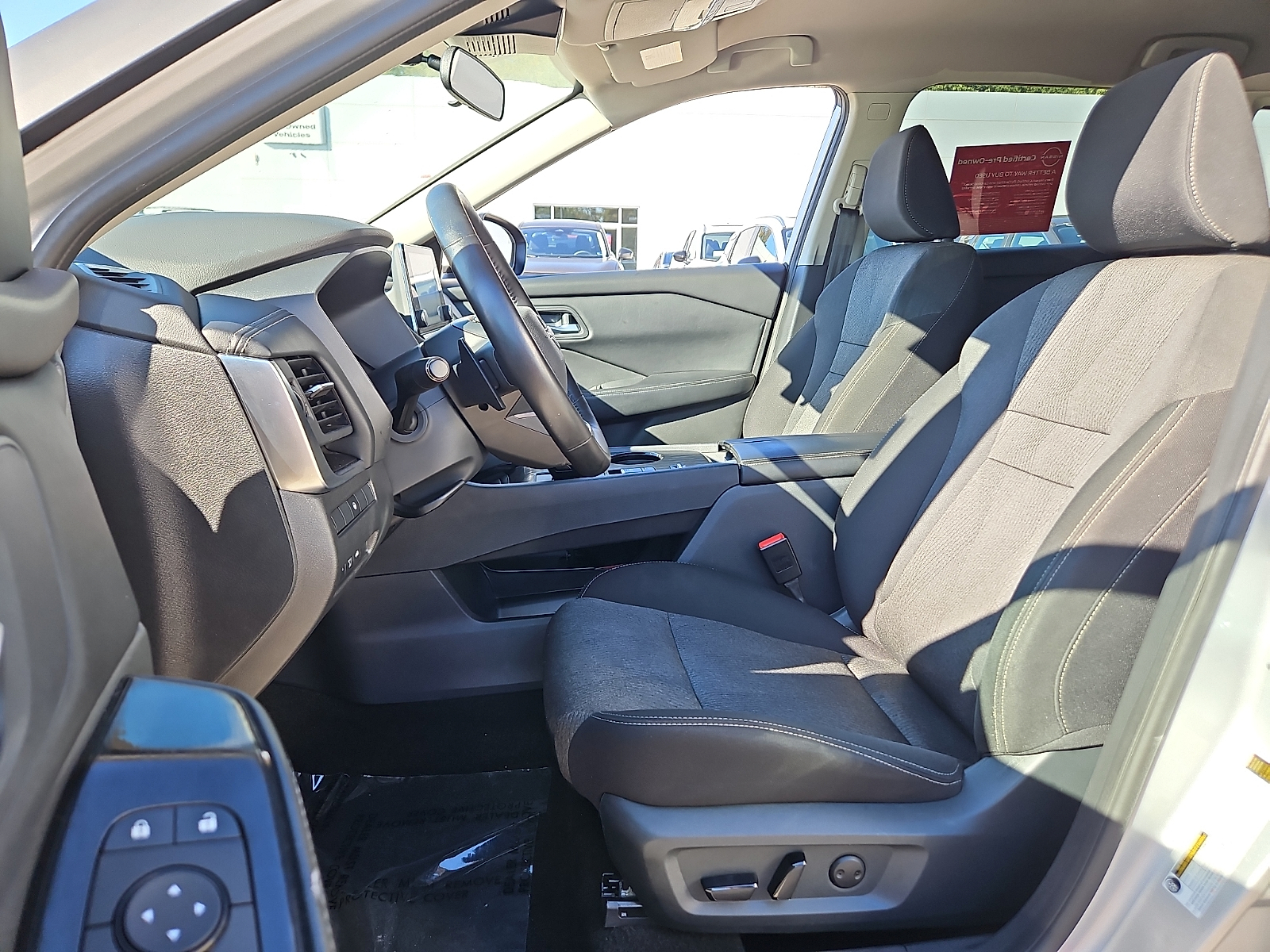 Used 2025 Nissan Rogue SUV