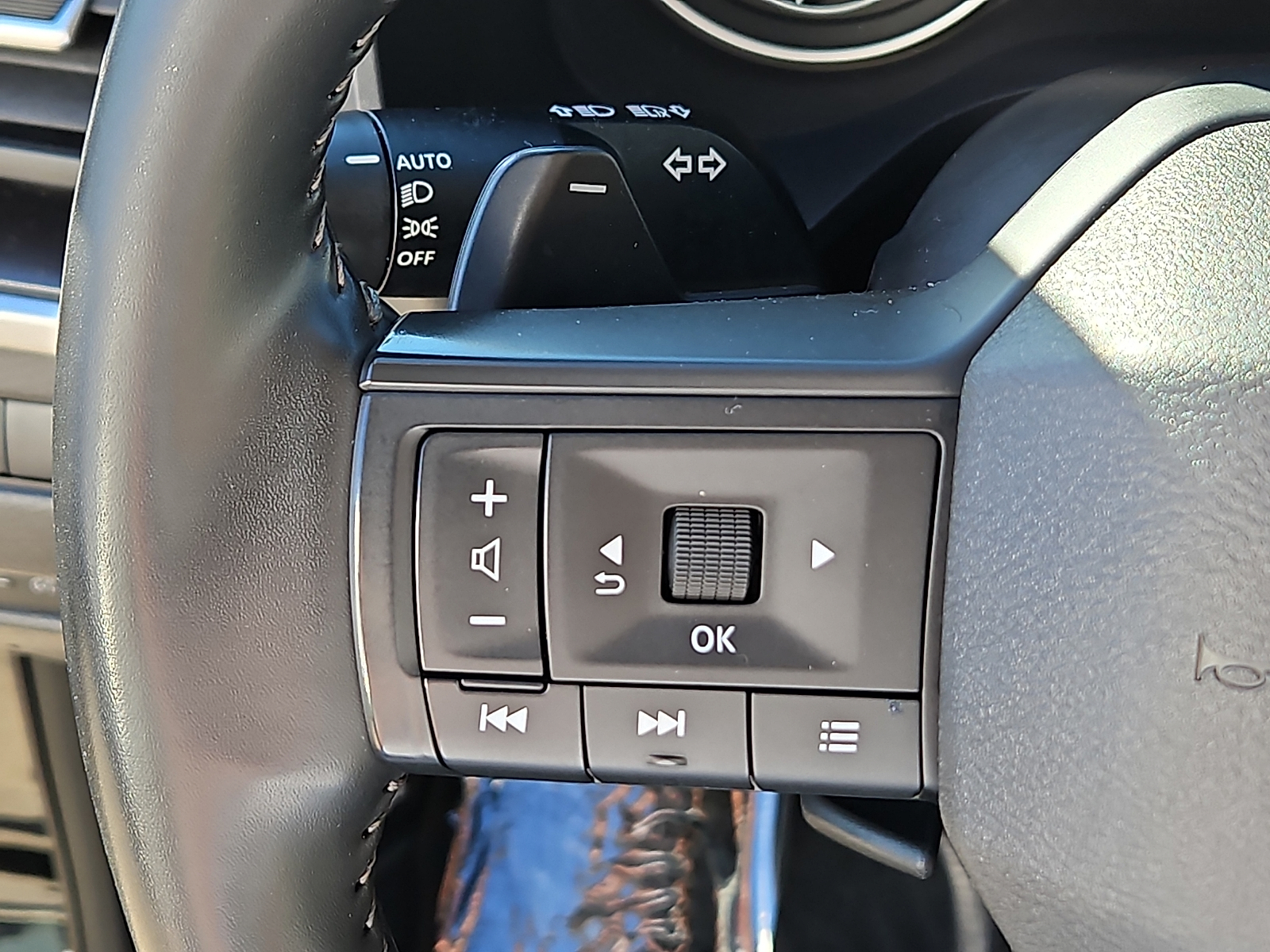 Used 2025 Nissan Rogue SUV