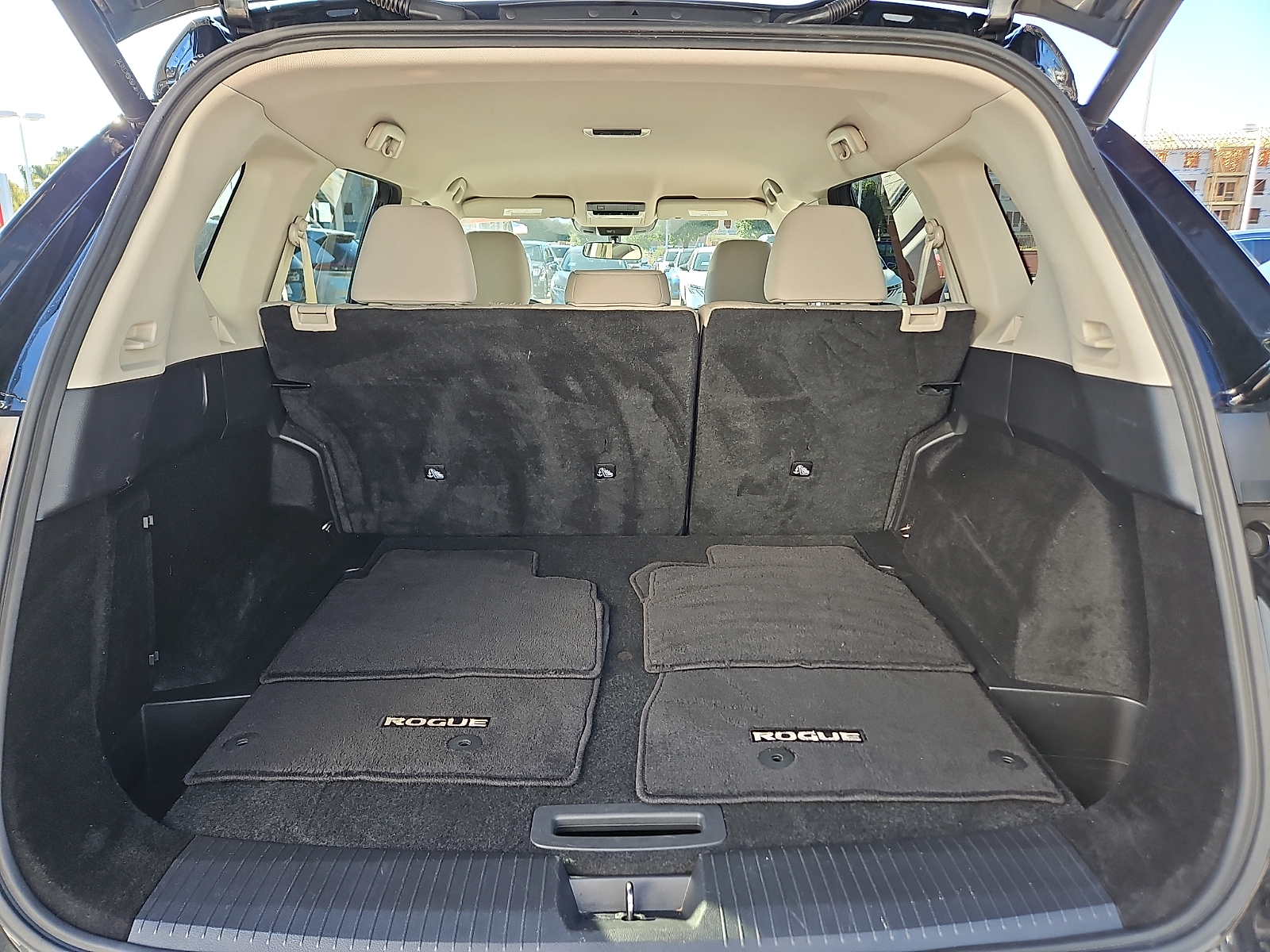 Used 2025 Nissan Rogue SUV