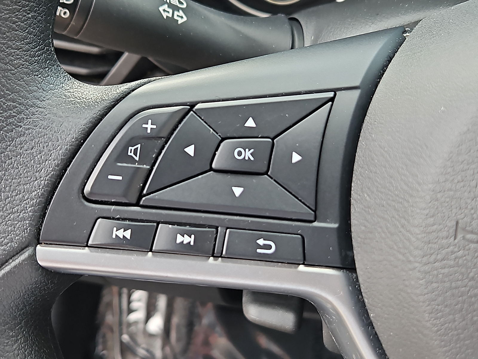 Used 2025 Nissan Altima Sedan