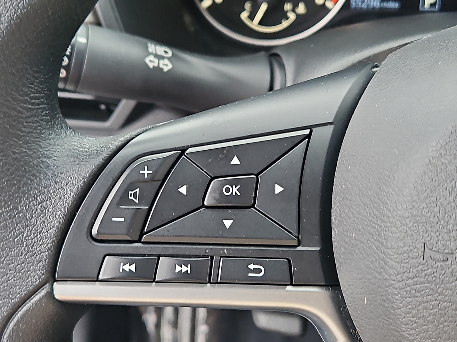 Used 2025 Nissan Altima Sedan