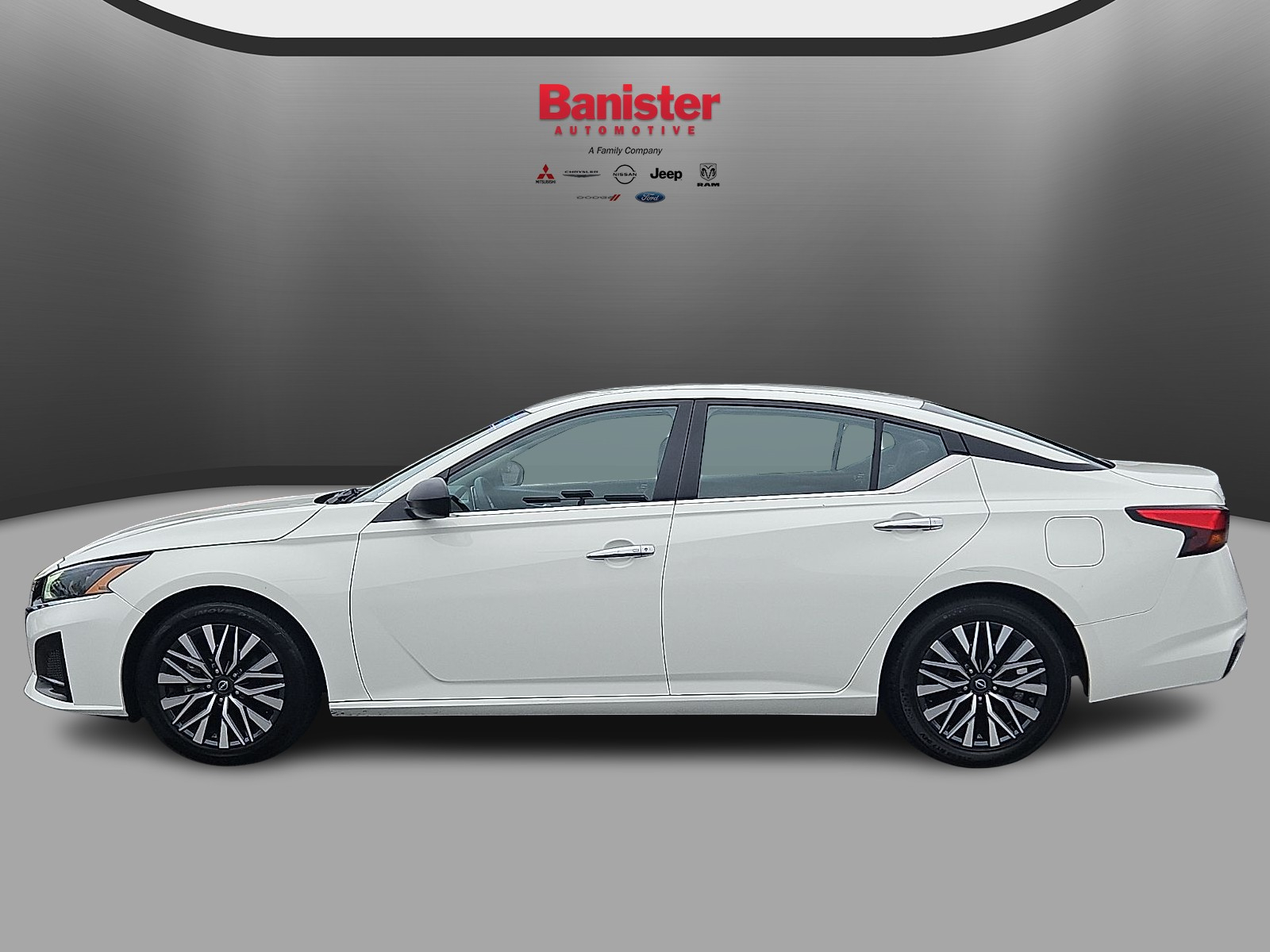 Used 2025 Nissan Altima Sedan