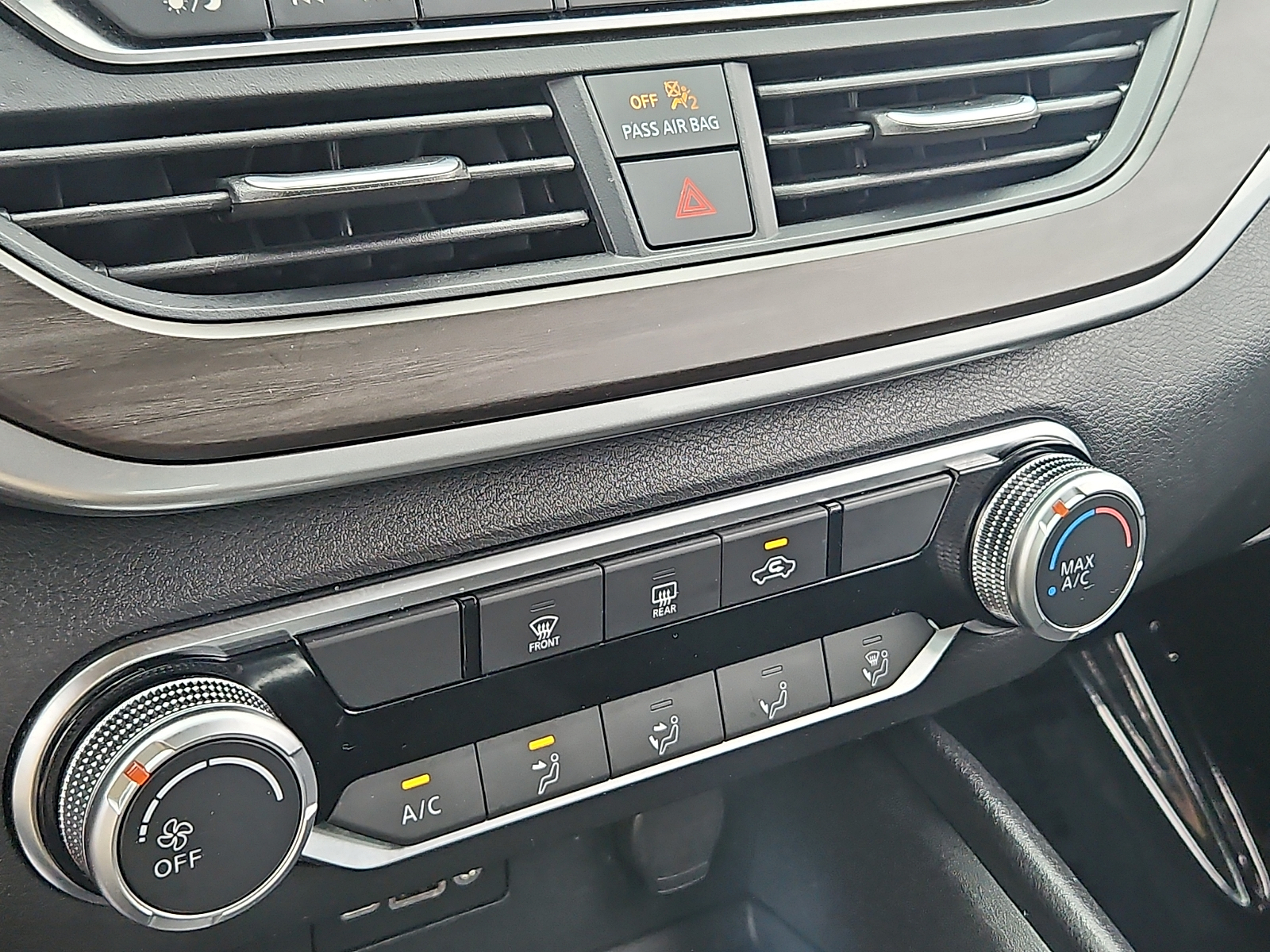 Used 2025 Nissan Altima Sedan