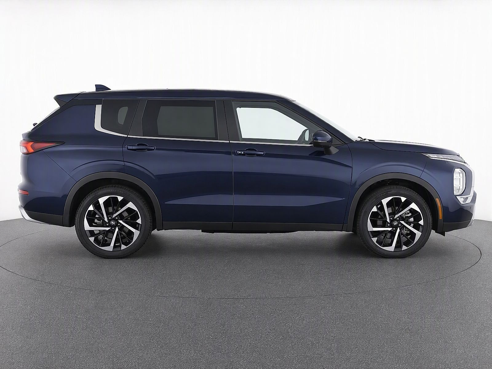 Used 2024 Mitsubishi Outlander Wagon