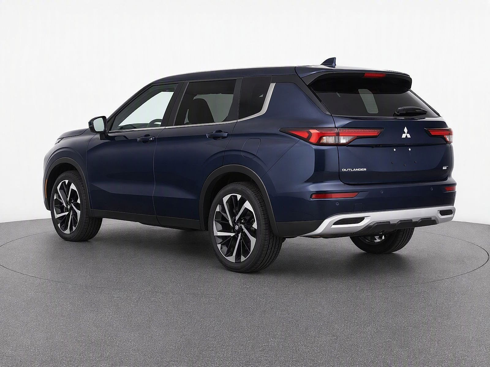 Used 2024 Mitsubishi Outlander Wagon