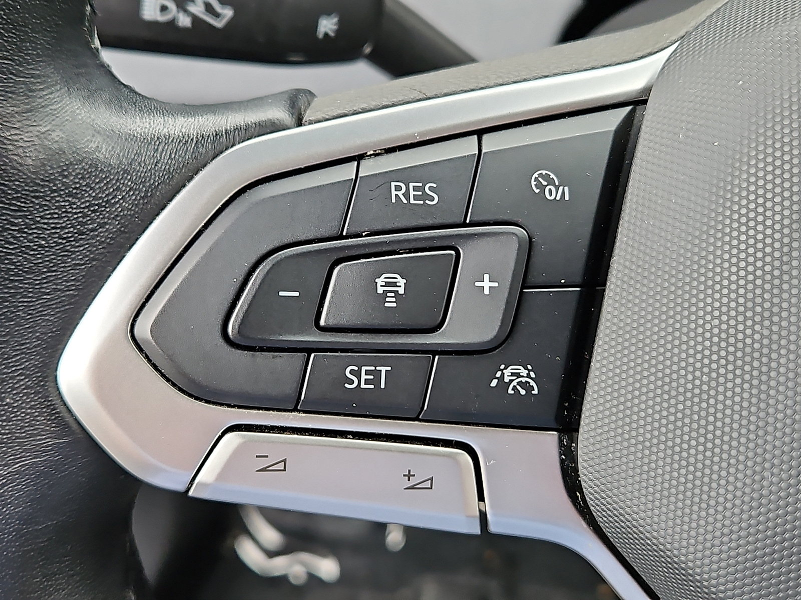 Used 2025 Volkswagen Jetta Sedan