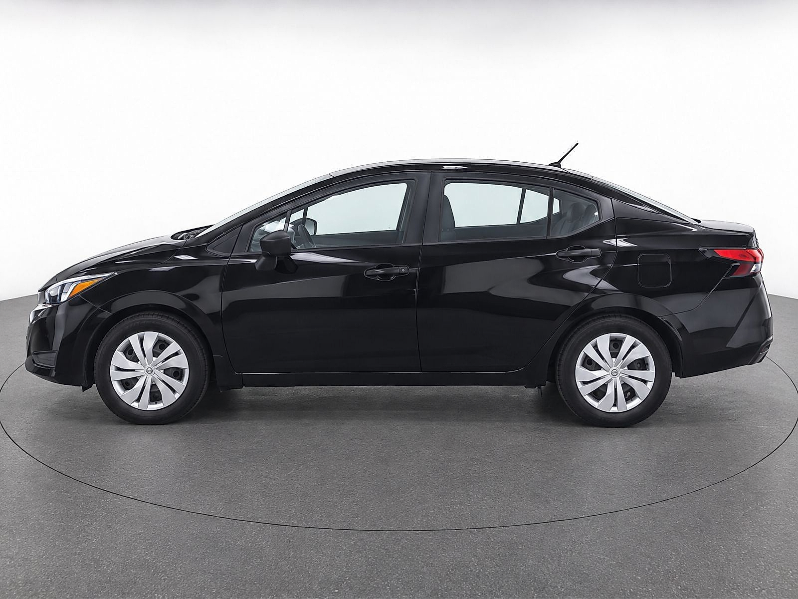 Used 2025 Nissan Versa Sedan