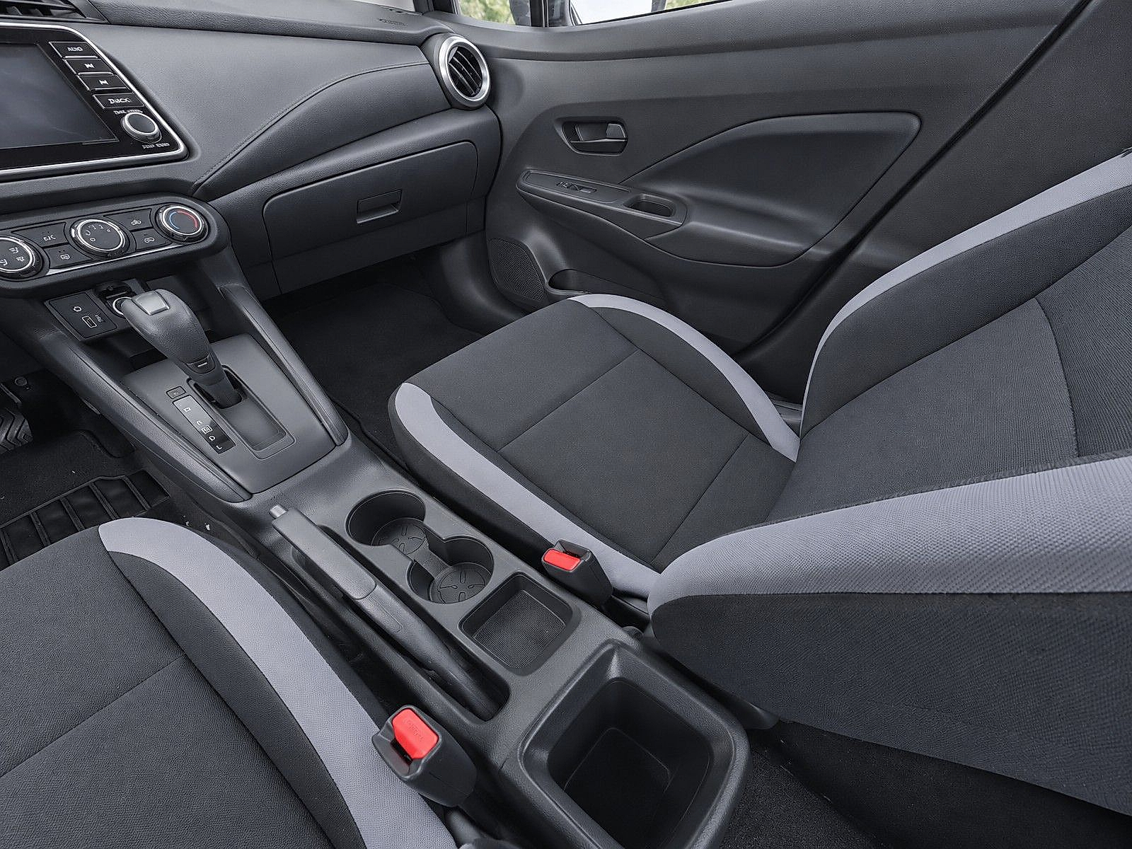 Used 2025 Nissan Versa Sedan