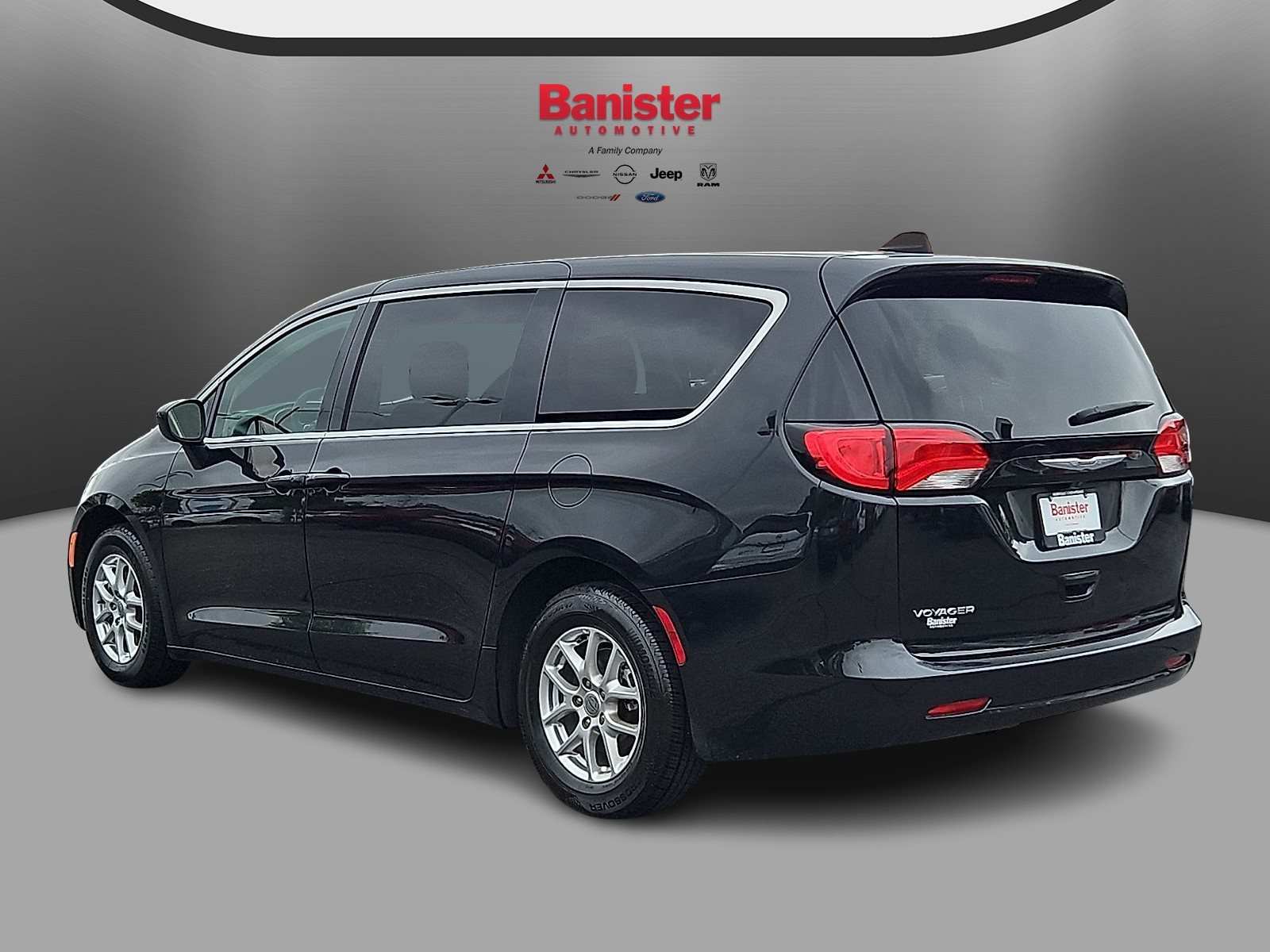 Used 2022 Chrysler Voyager Van