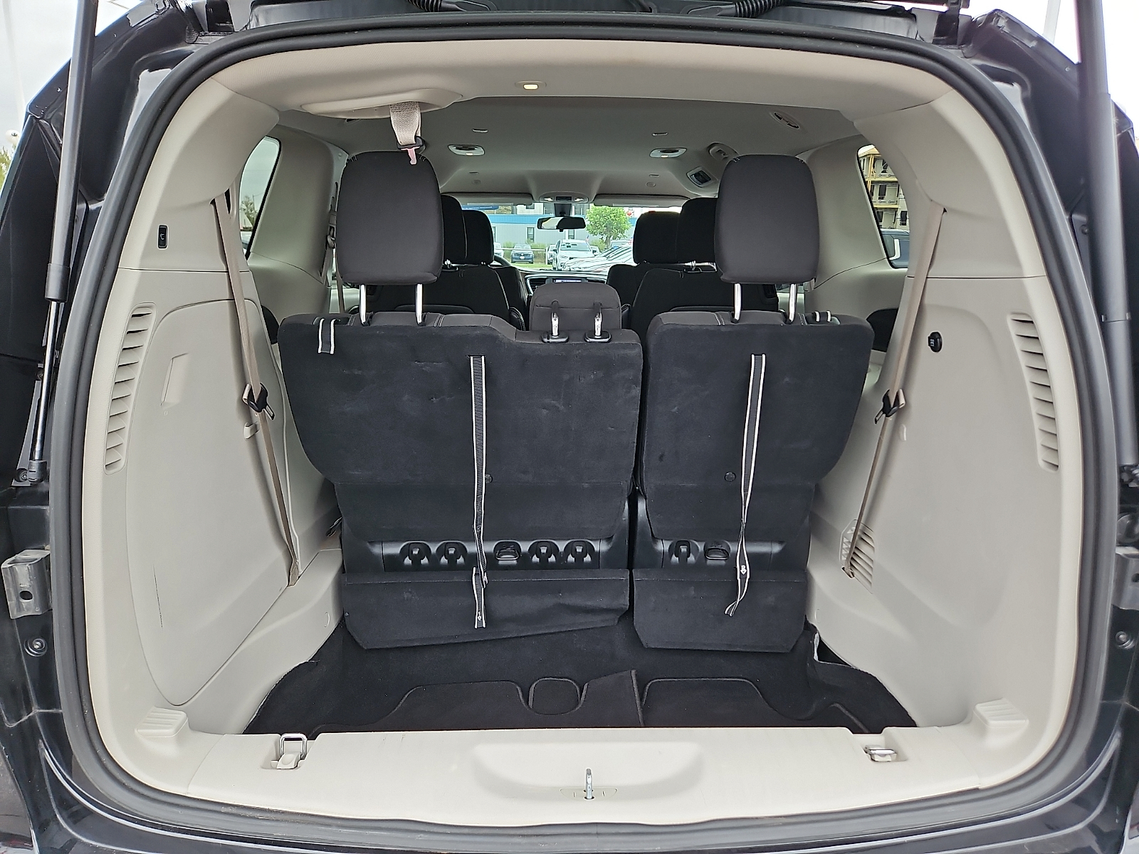 Used 2022 Chrysler Voyager Van