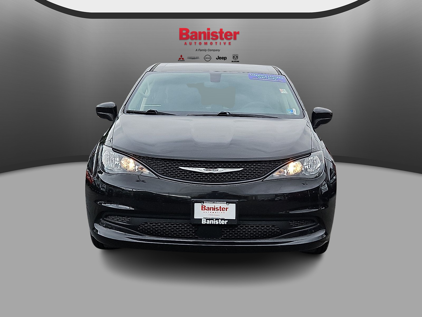 Used 2022 Chrysler Voyager Van